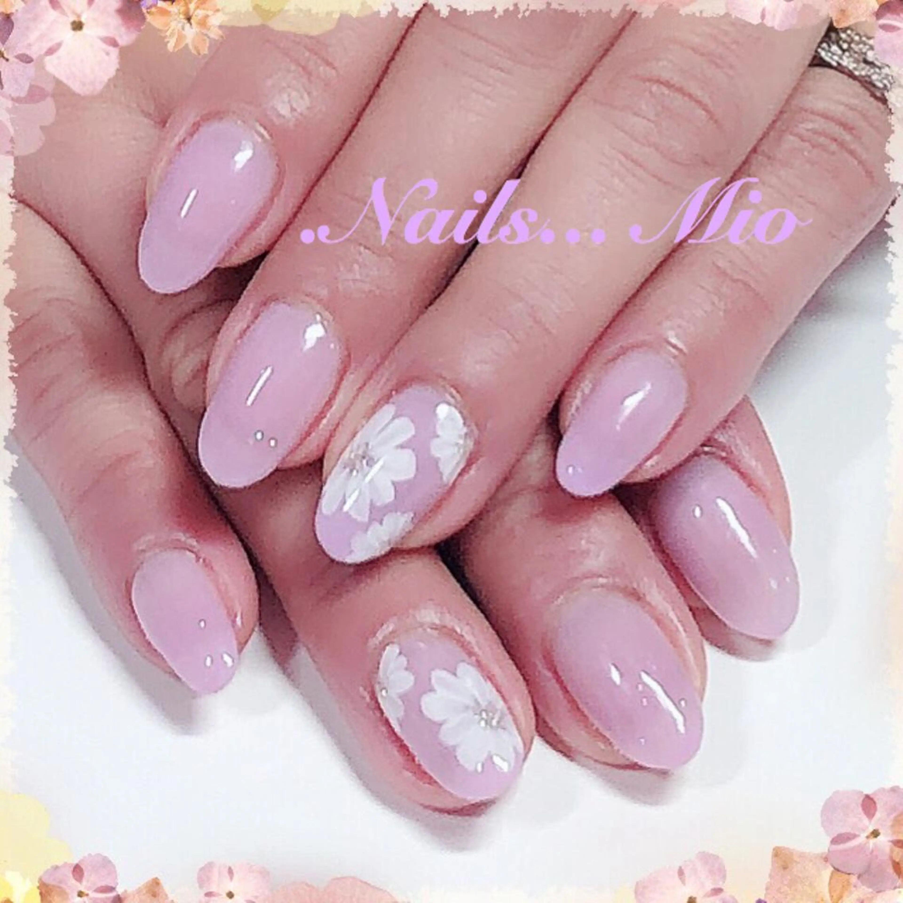 ネイル .Nails Mio 赤羽西ネイルサロンのネイルデザイン