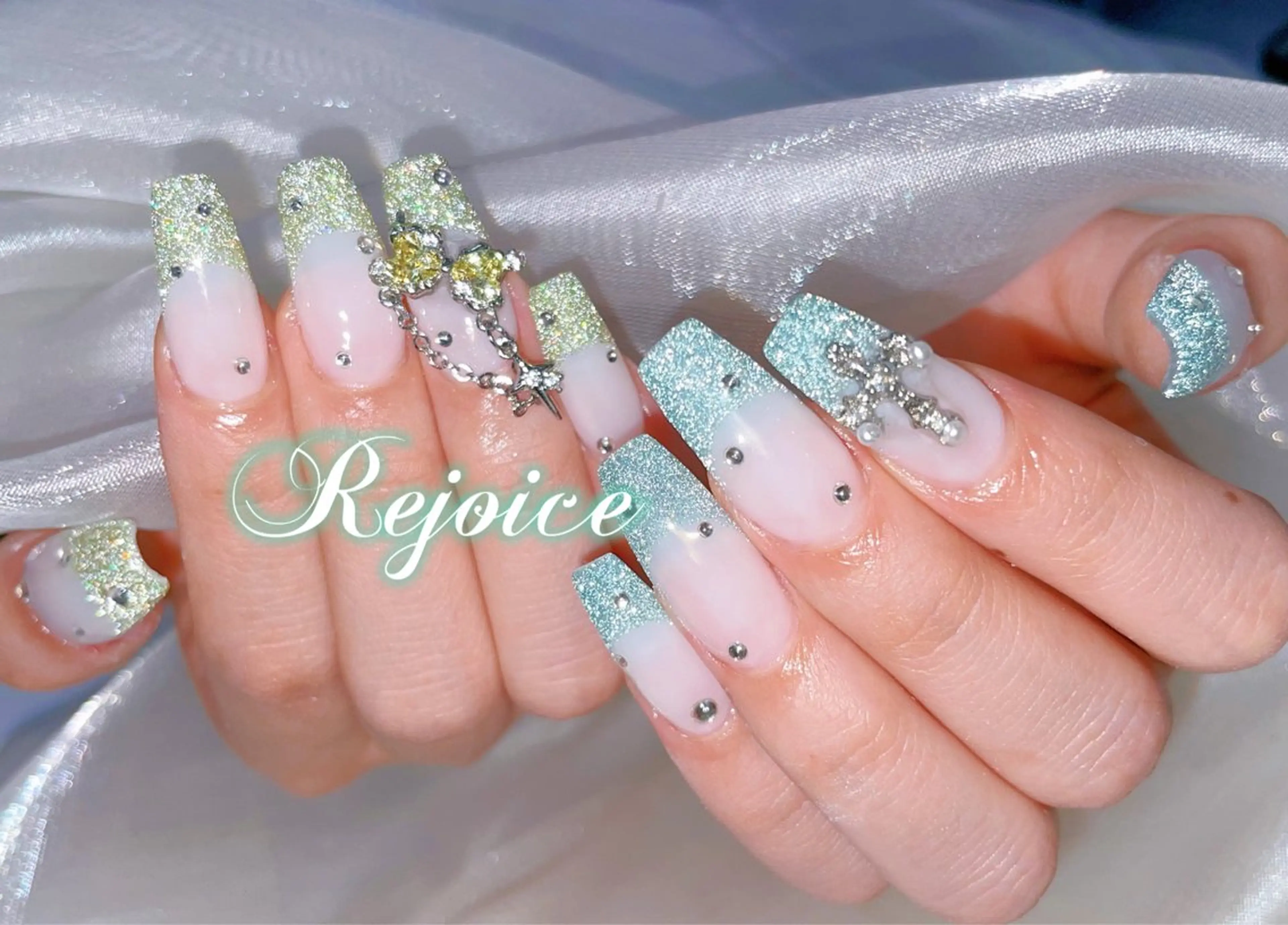 ネイル ハンドネイル ネイルサロン リジョイス 渋谷店のネイルデザイン