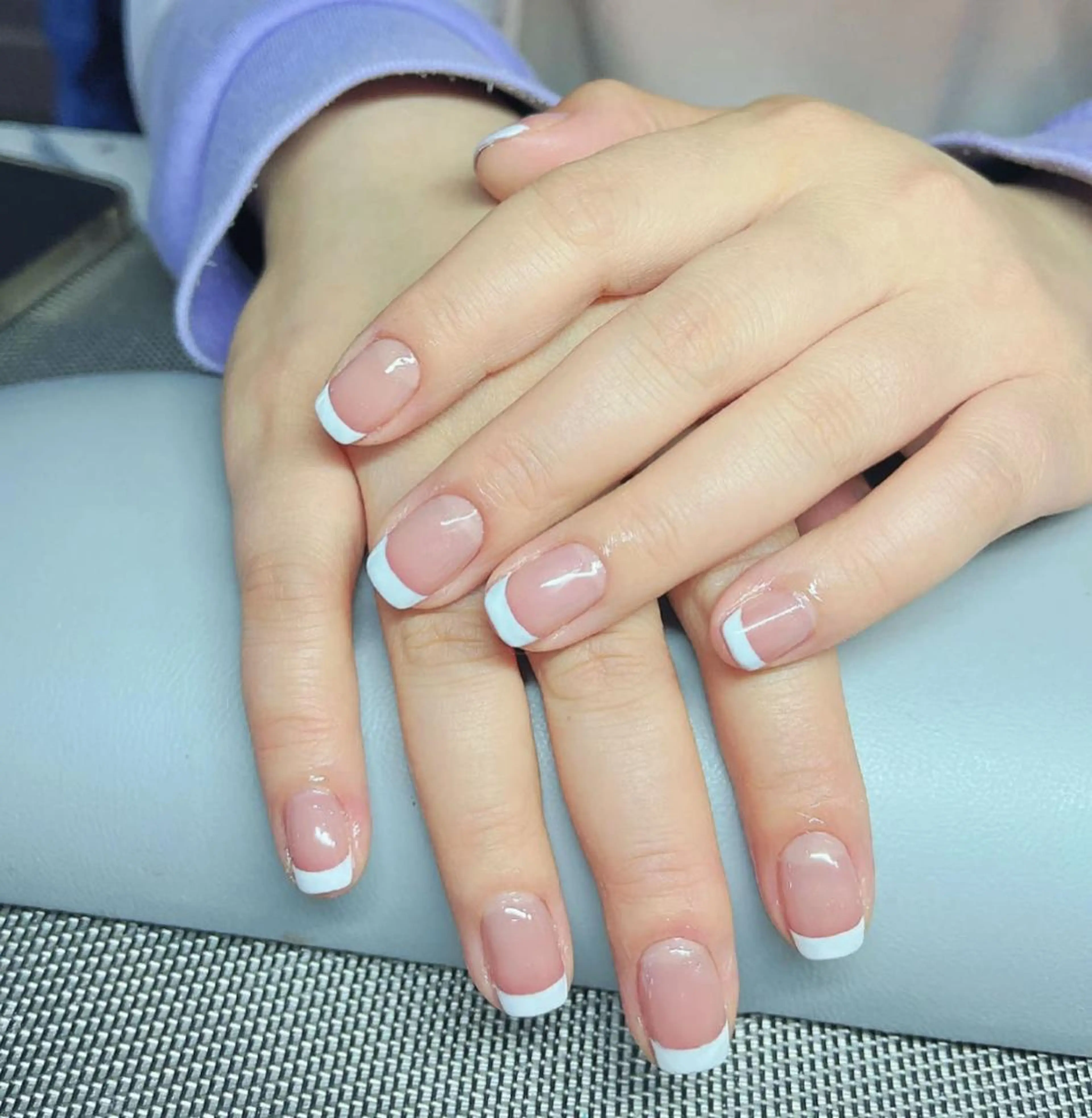 ネイル フレンチネイル Queens ひなのネイルデザイン