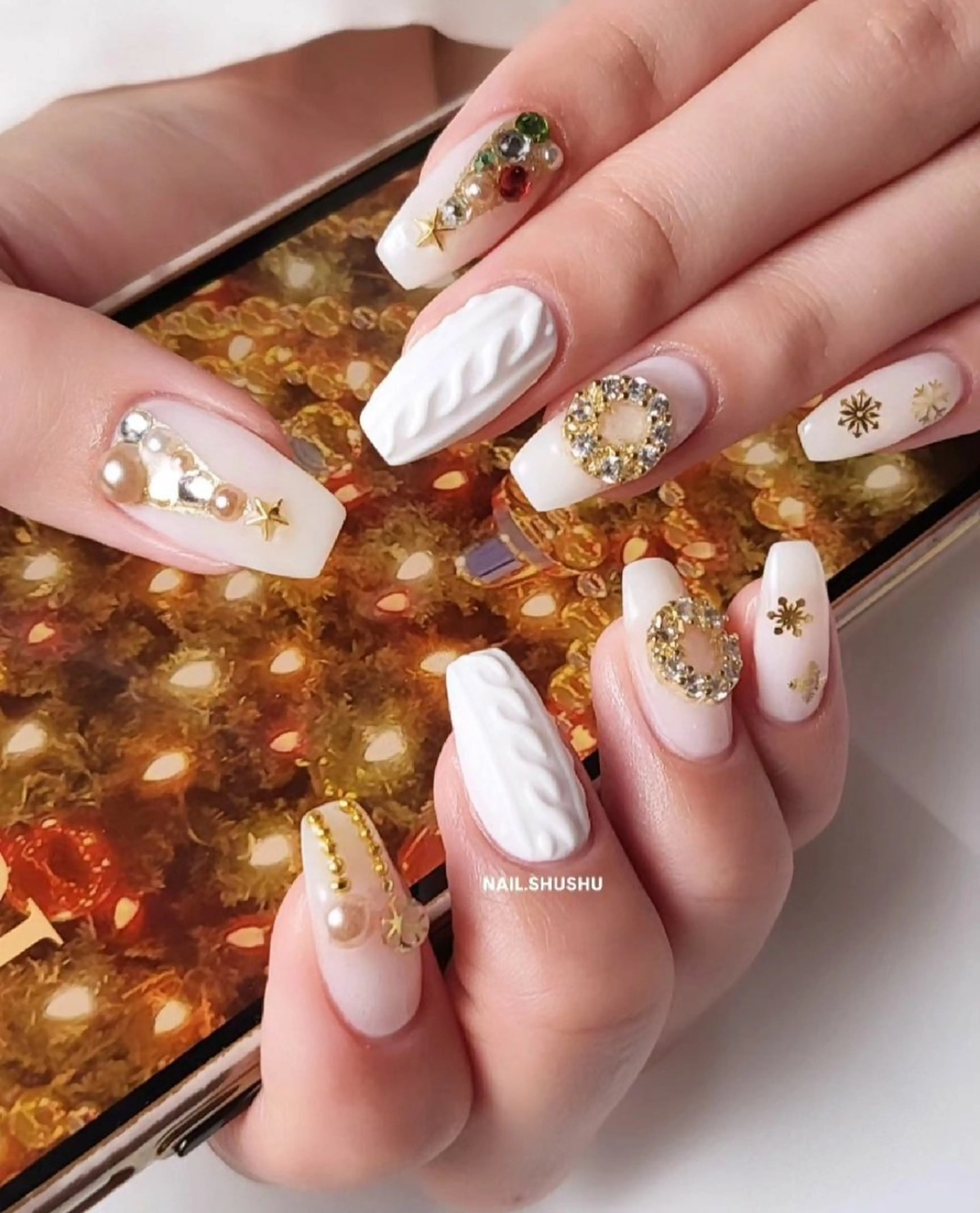 ネイル 持ち込み ニュアンスネイル ワンカラーネイル シンプルネイル 冬ネイル ハンドネイル 3dパーツ/流行り 👧shushu❤️のネイルデザイン