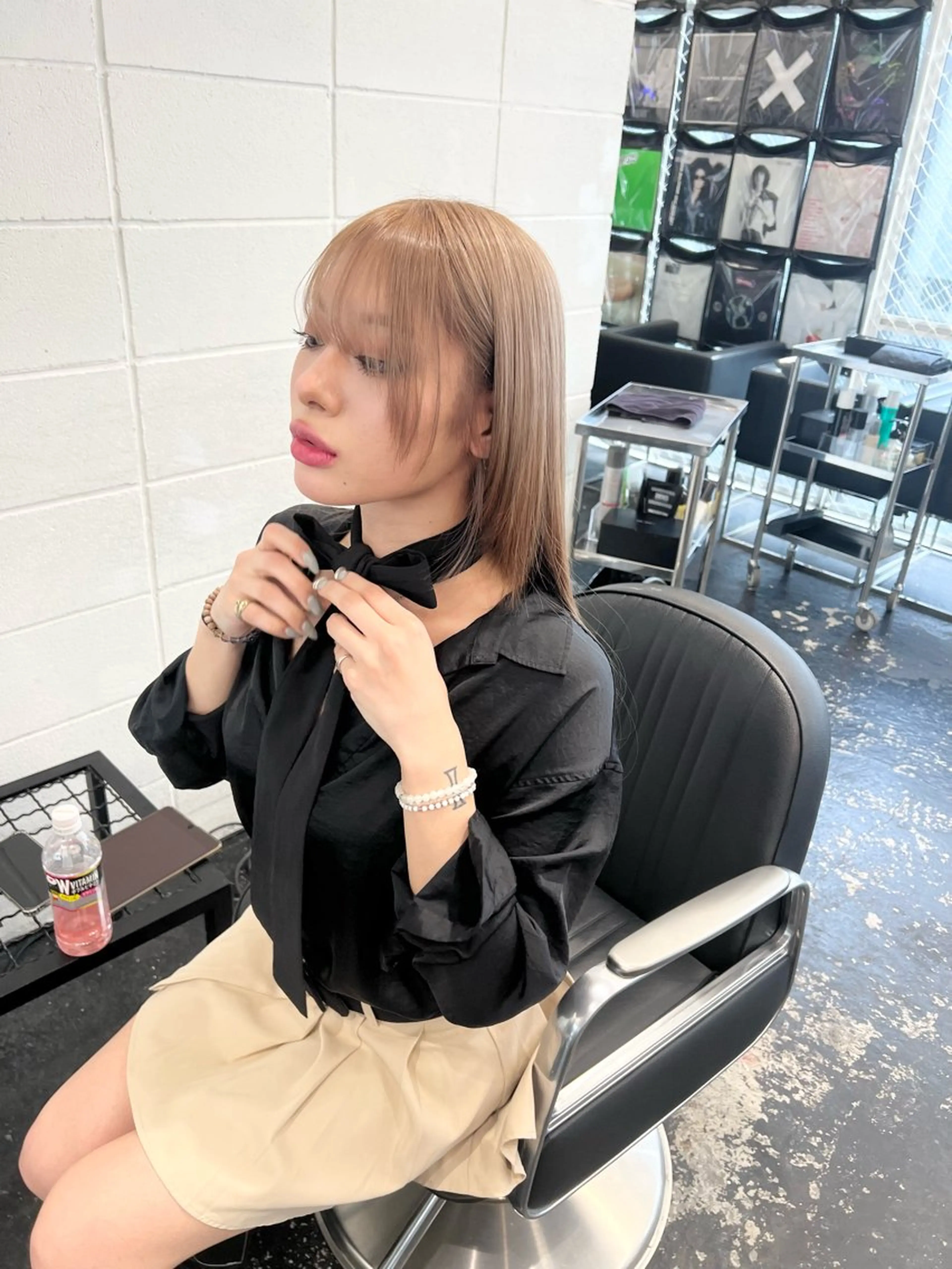 セミロング カラー ベージュカラー ブリーチ ケアブリーチ ダブルカラー ミルクティーベージュ カット ヘアカラー トリートメント HARU//原宿🤍 リピート率NO.1のヘアスタイル