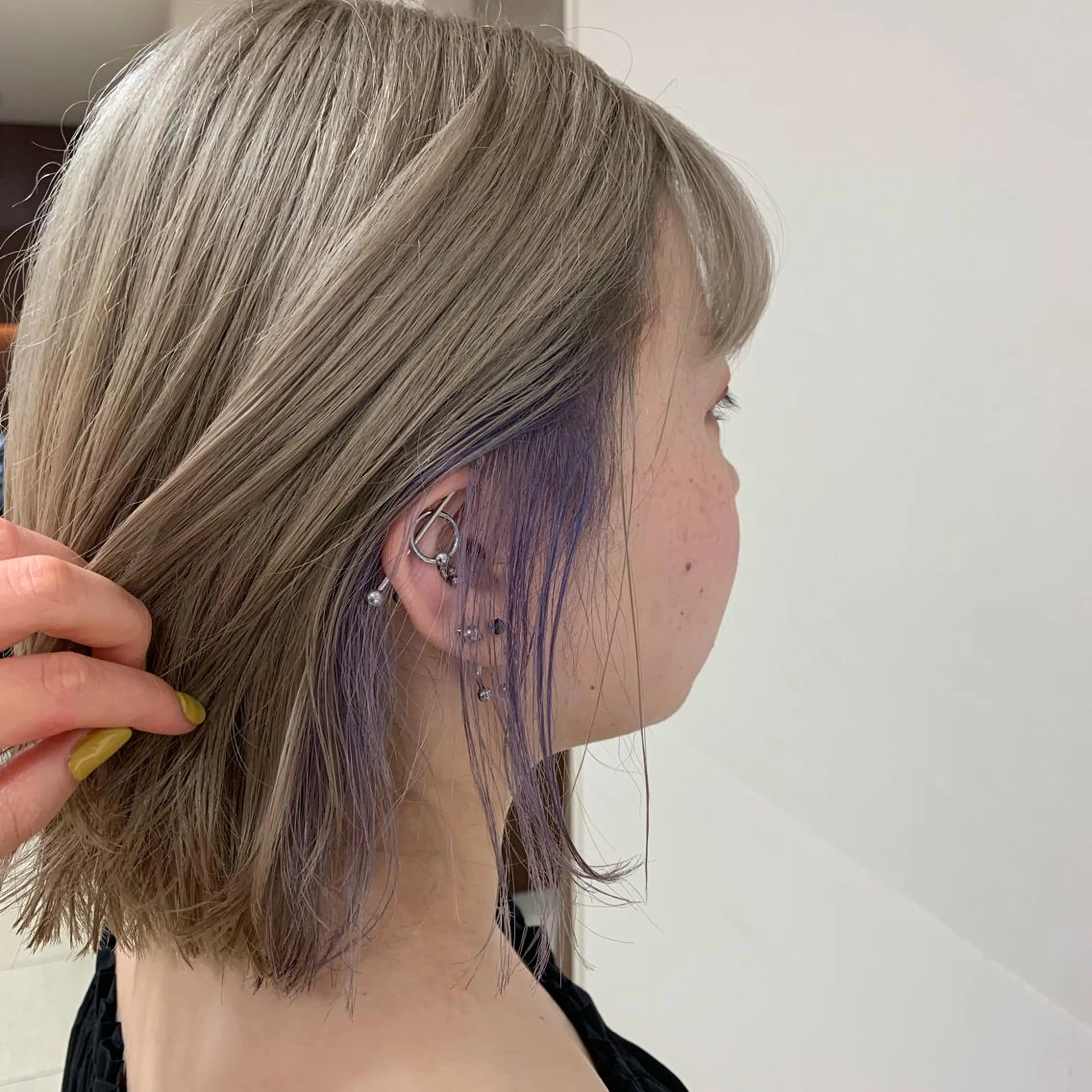 ミディアム カラー ヘアアレンジ ヘアカラー トリートメント 【Sweep】おじま のぞみのヘアスタイル