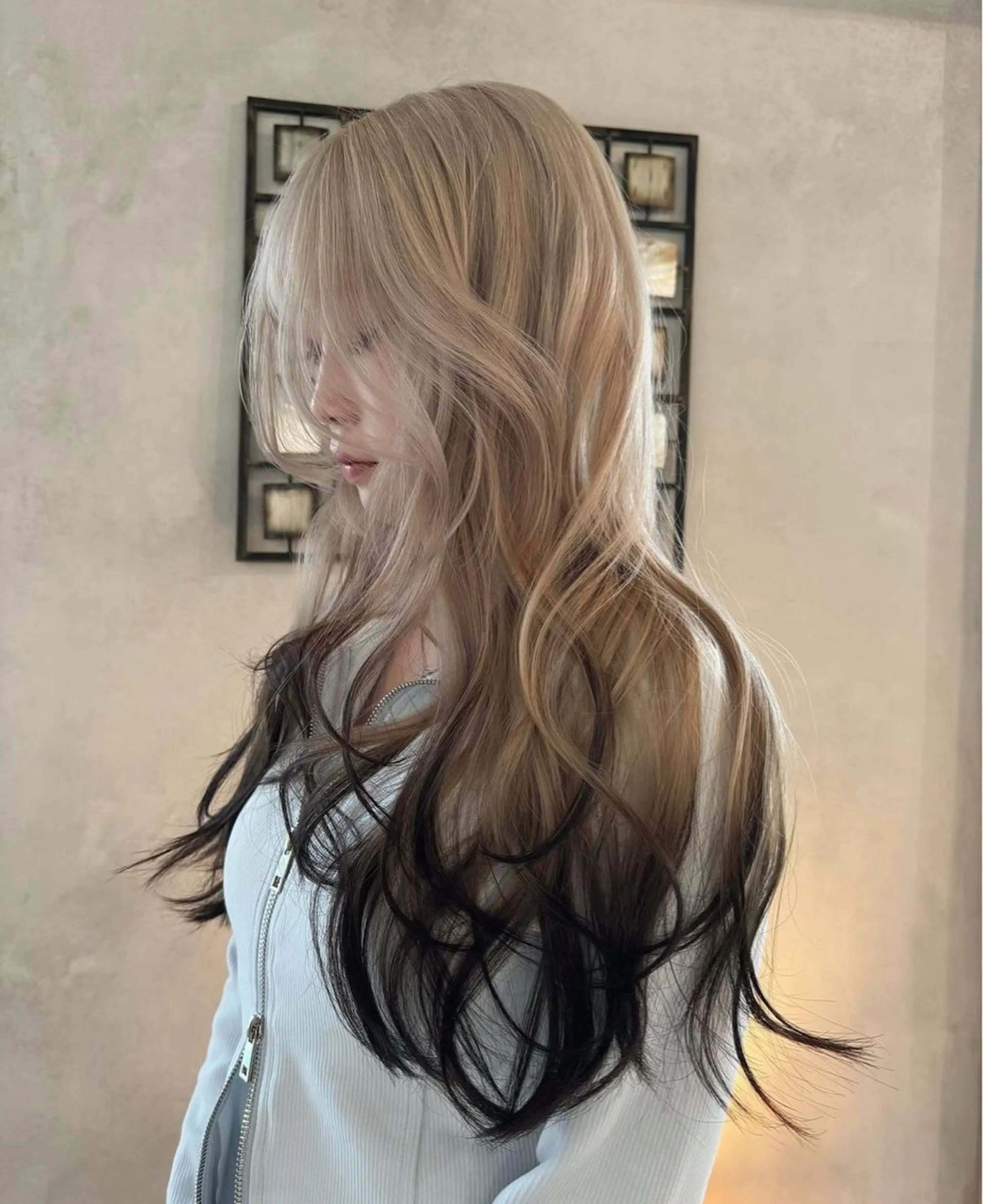 カラー 手塚 那奈美のヘアスタイル