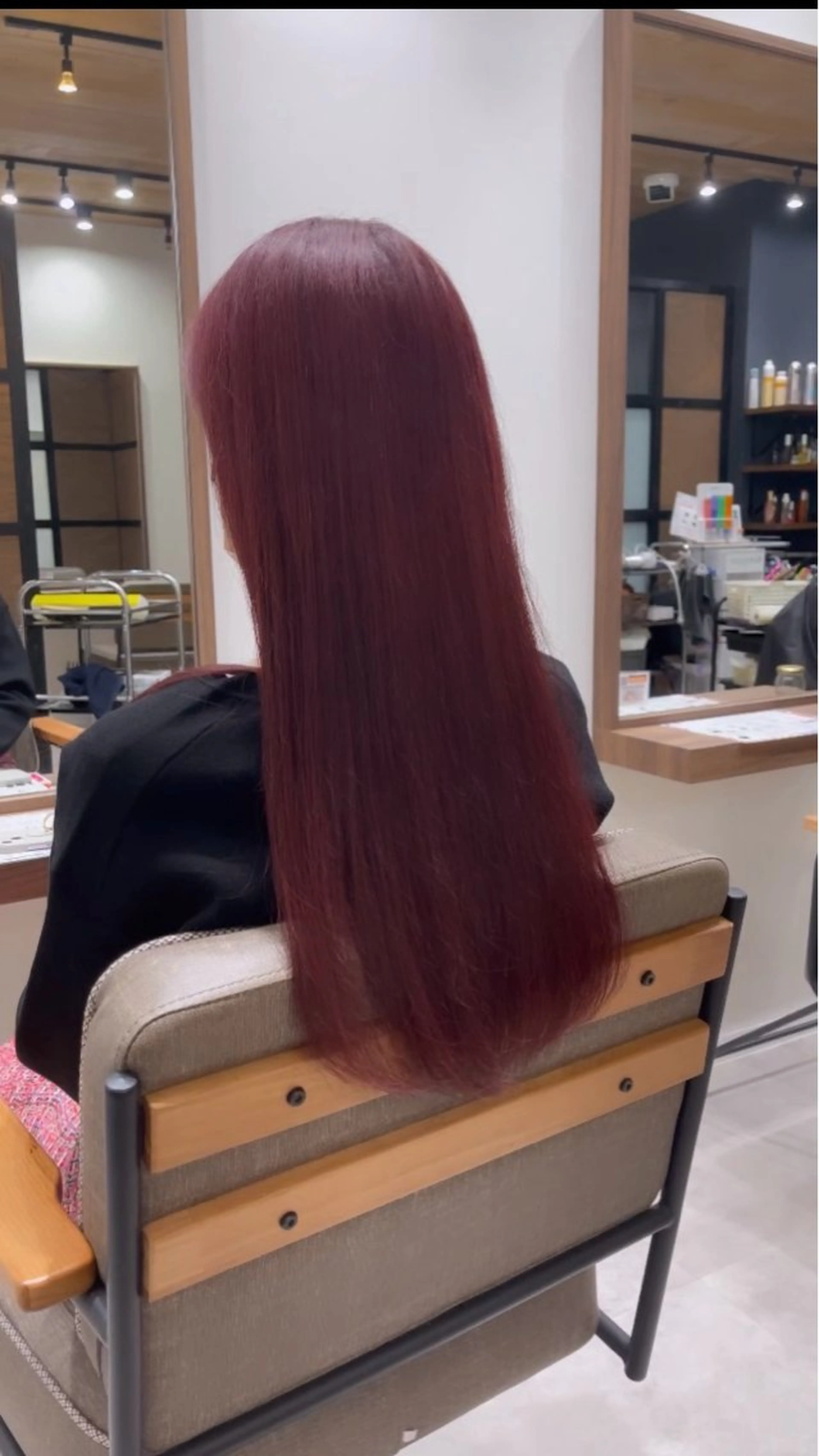 セミロング ヘアカラー トリートメント 朝5分でキマる艶髪 ／ヤマダのヘアスタイル