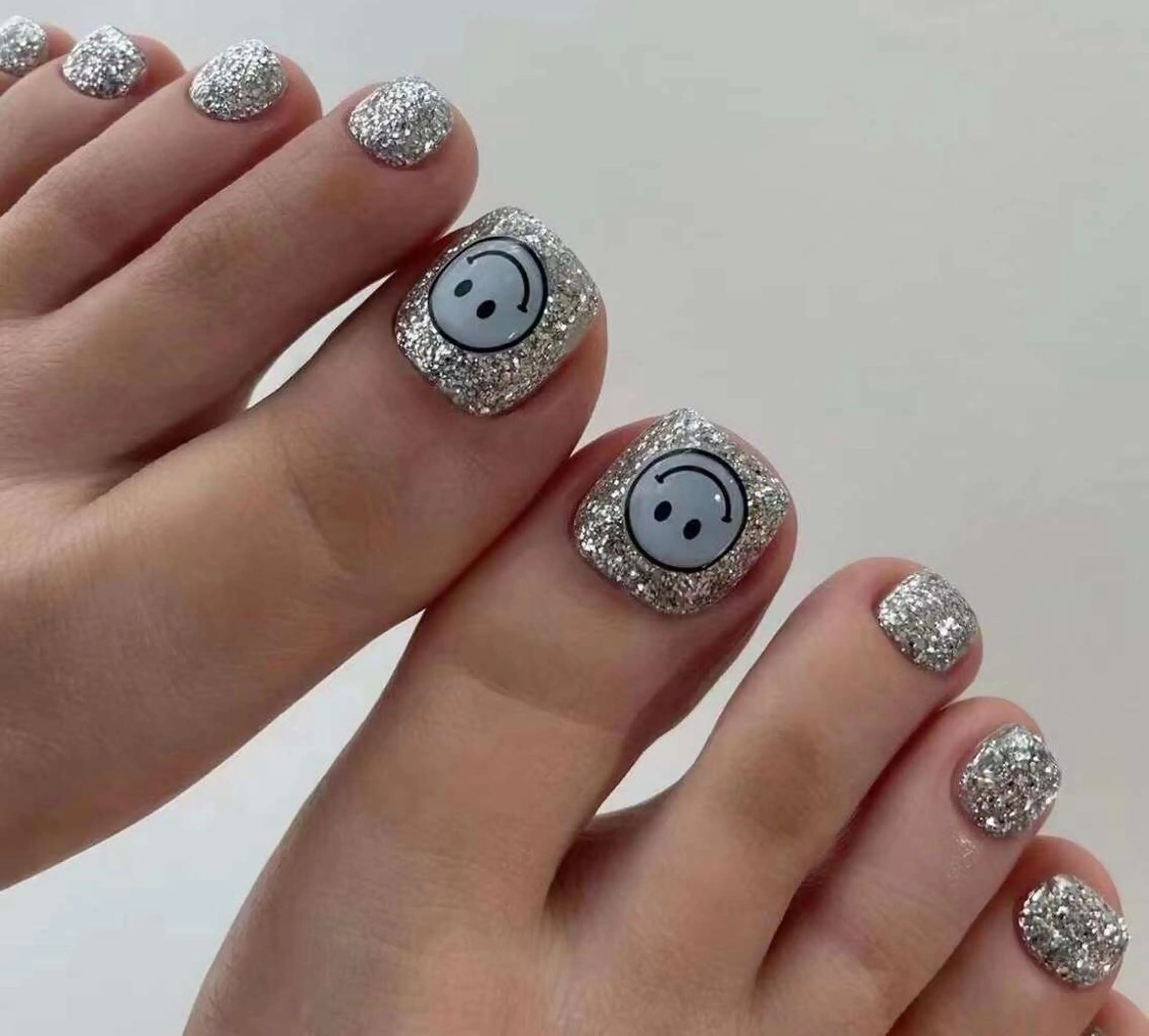 ネイル フットネイル リ サのネイルデザイン