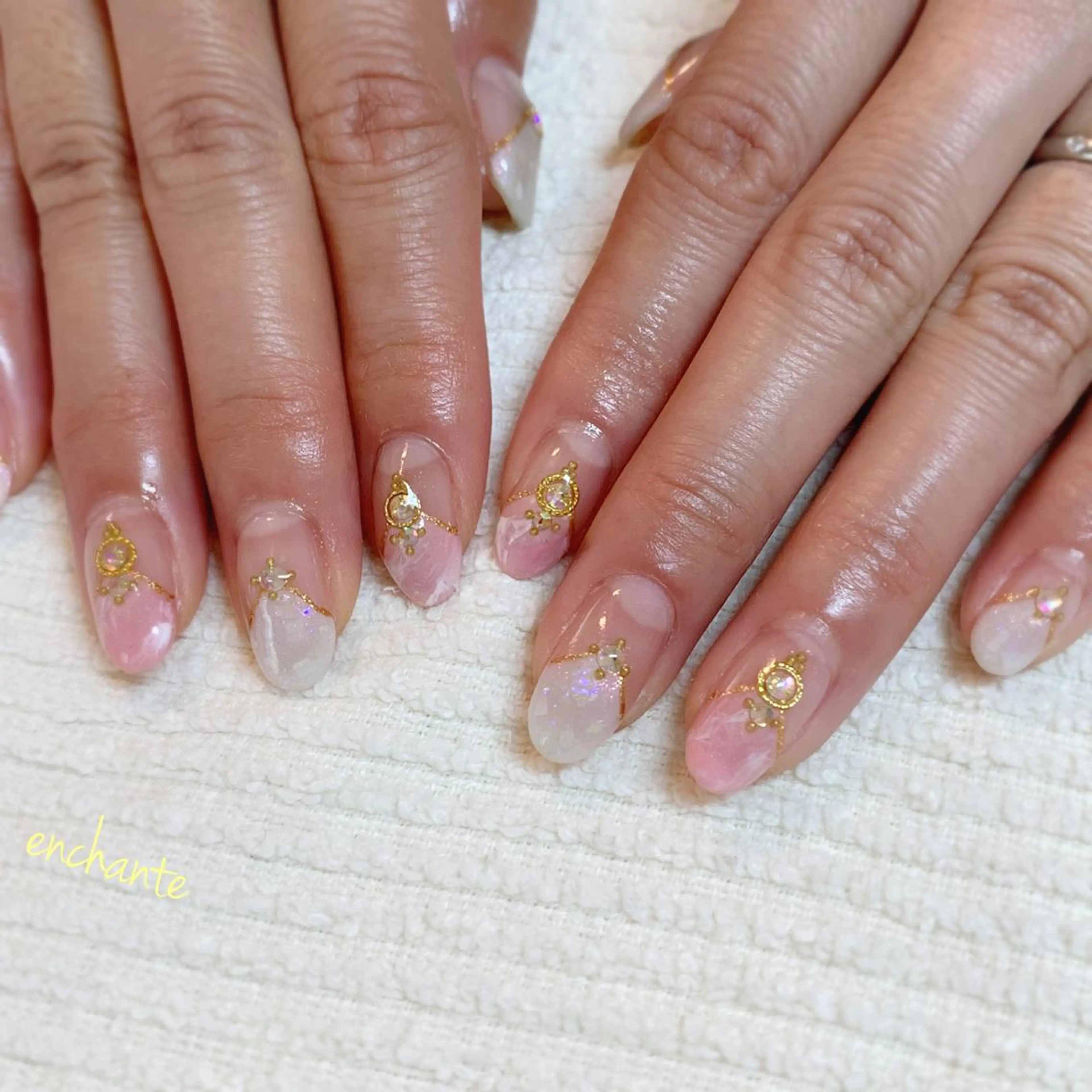 ネイル アンシャンテ所属・enchante 自由が丘のマツエク・マツパデザイン