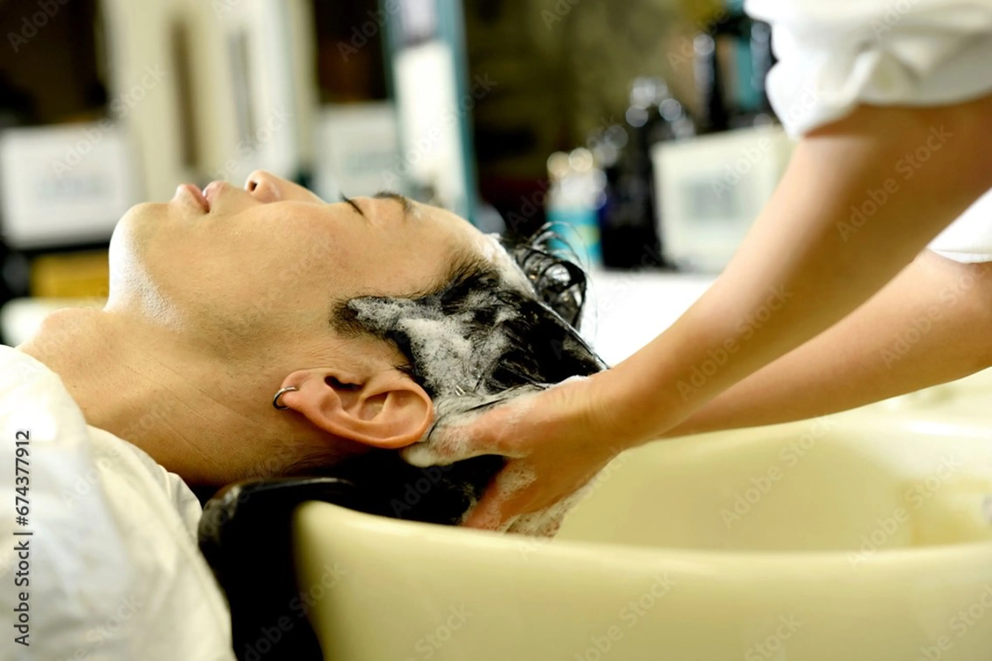 松井 俊樹のヘアスタイル