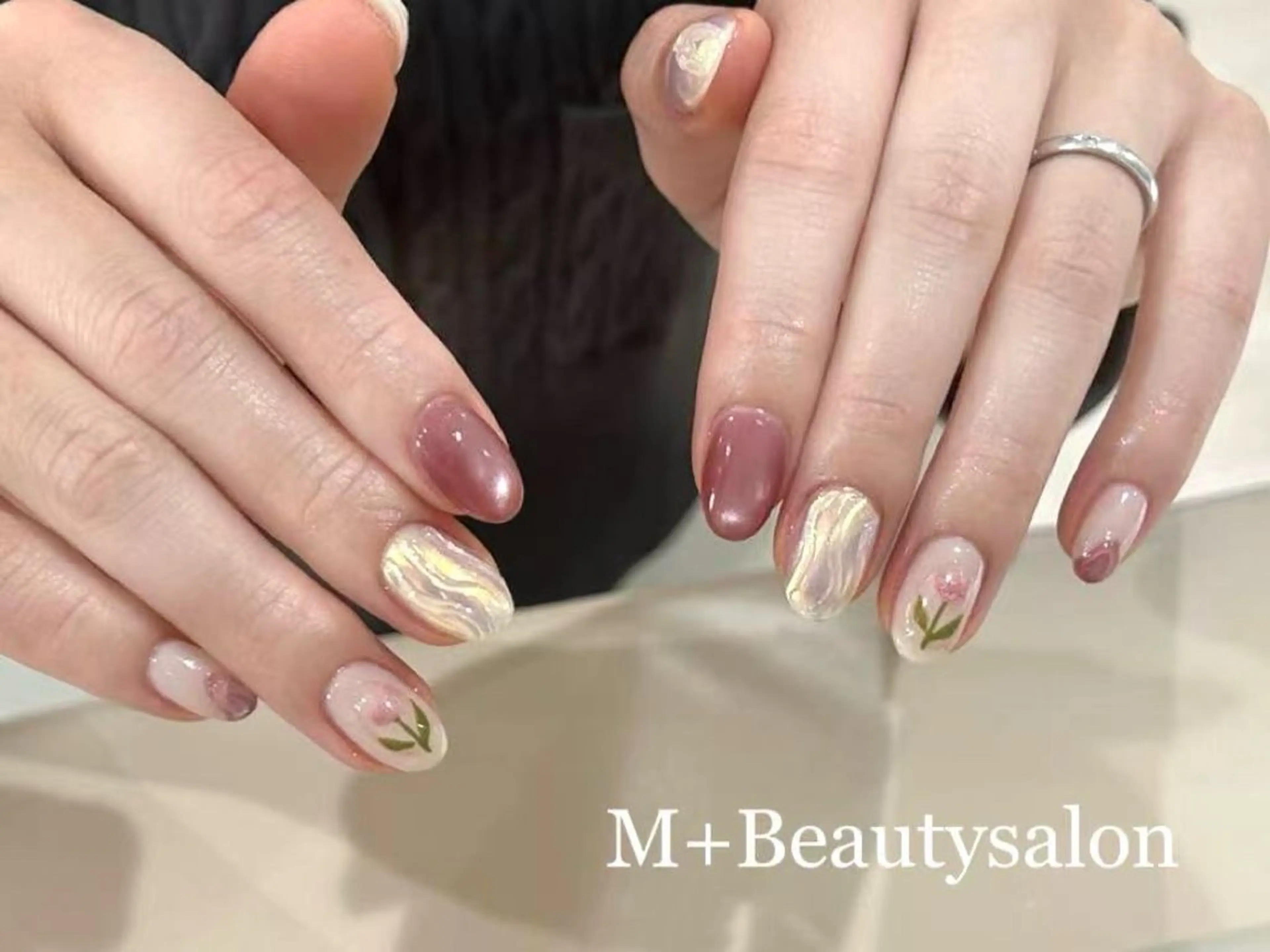 ネイル M+  Beauty Salonのネイルデザイン