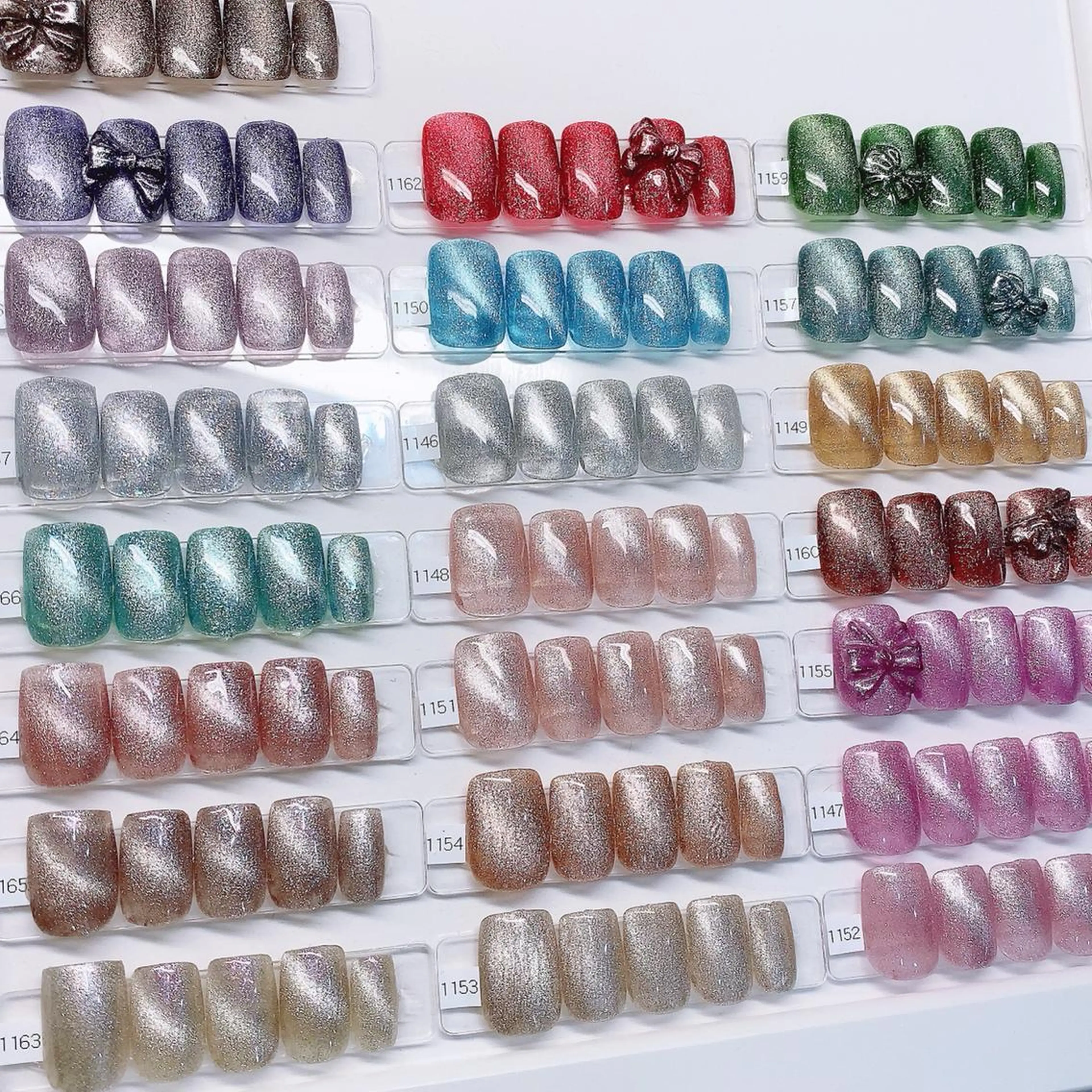 ネイル マグネットネイル 渋谷ビュレネイル Kaoruのネイルデザイン