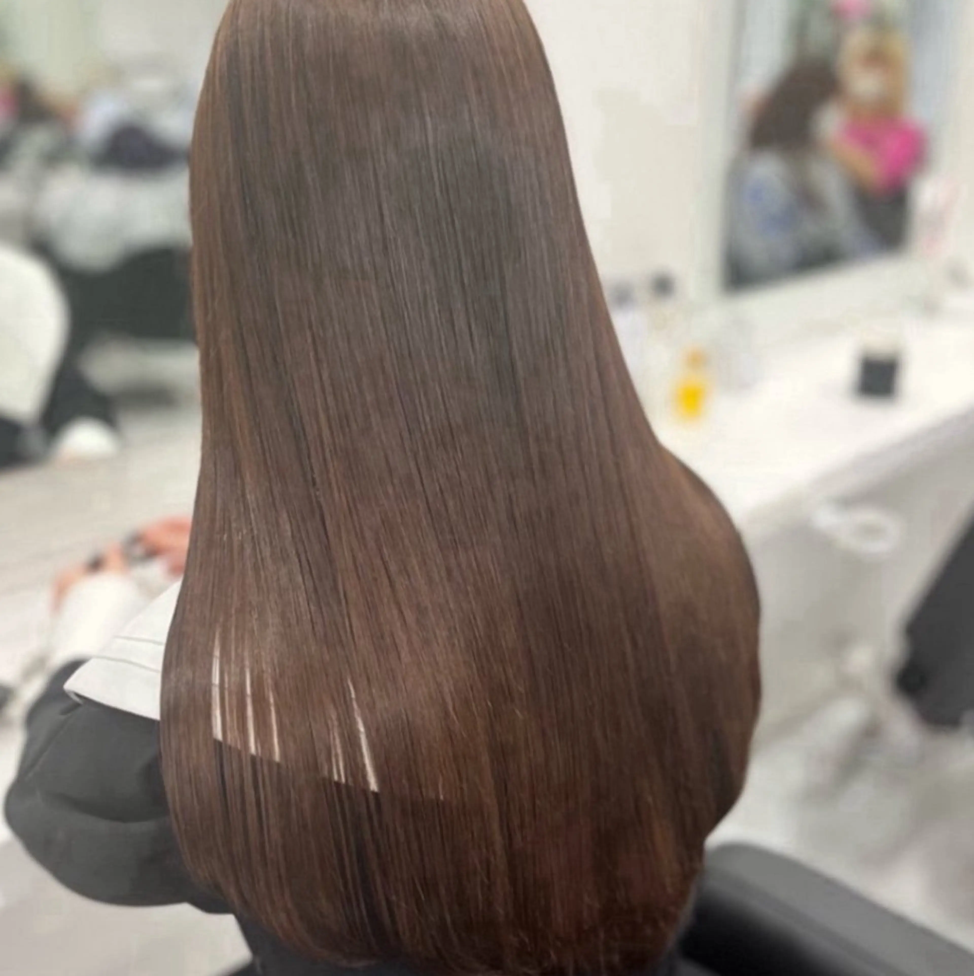 ロング カラー 🫧うる艶トレンド 🫧透明感カラーのヘアスタイル