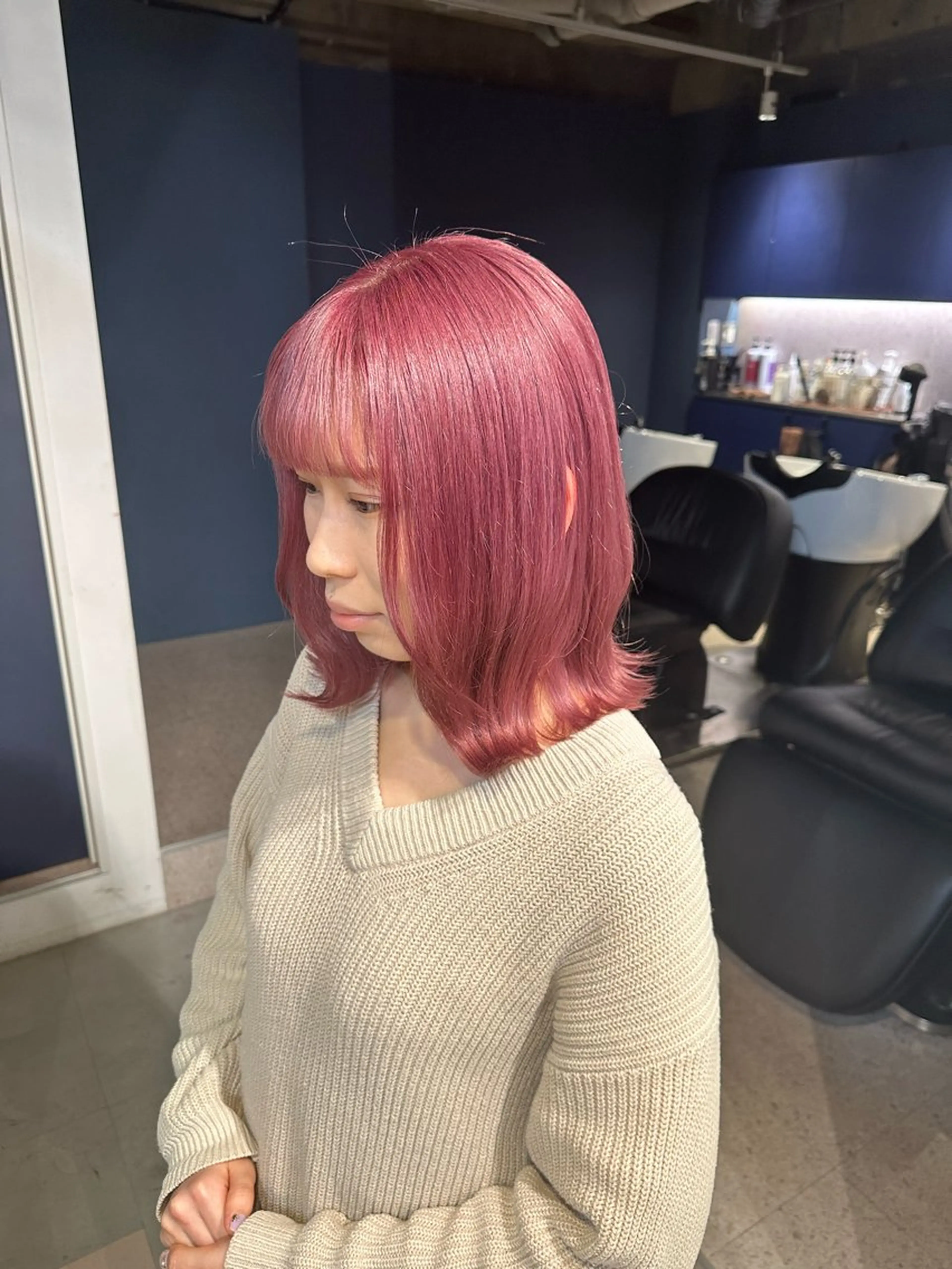 セミロング カラー ヘアカラー トリートメント 💖ハイライト/ハイ トーン💖MIKIのヘアスタイル