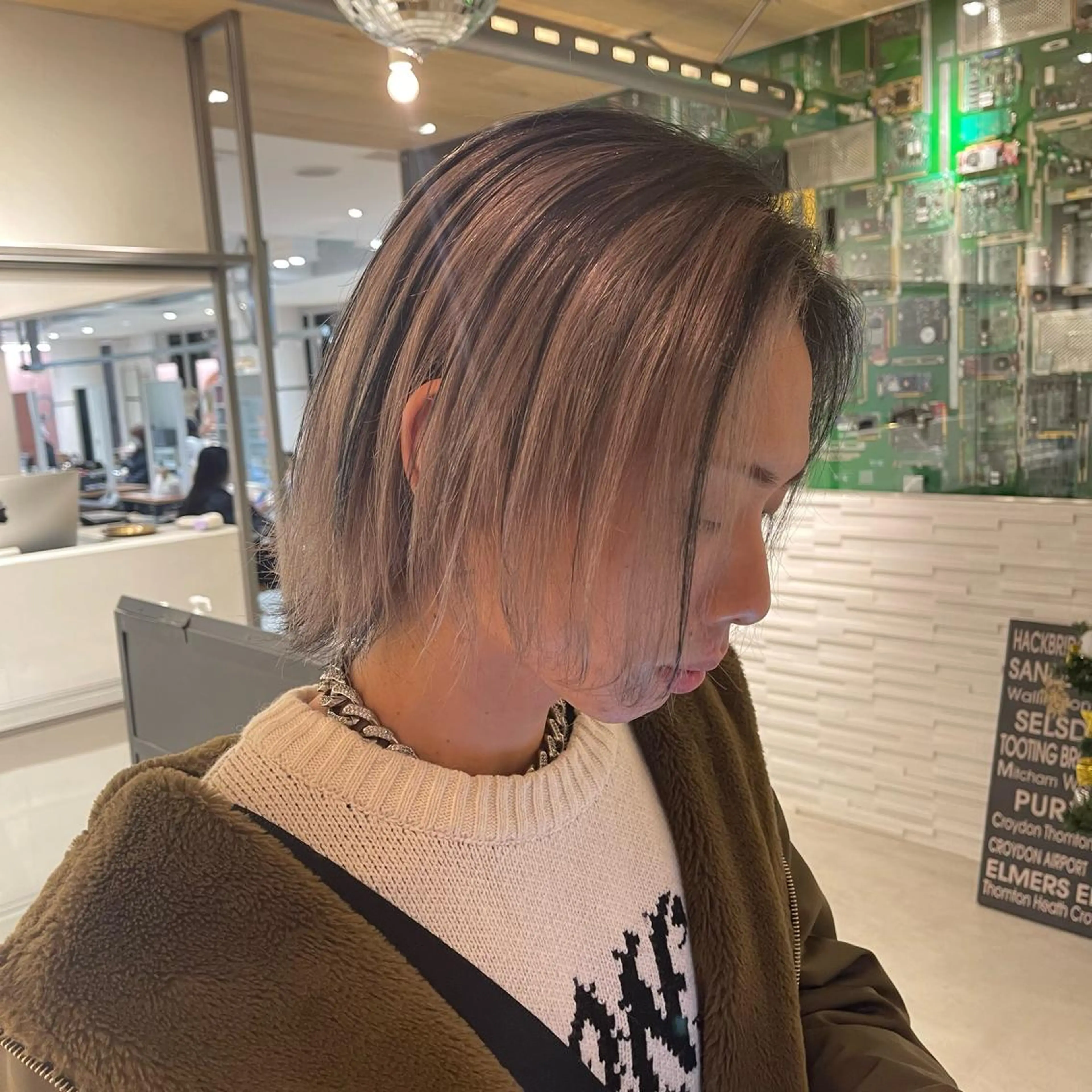 カラー ハイライトカラー ヘアカラー トリートメント nameless miichiのヘアスタイル