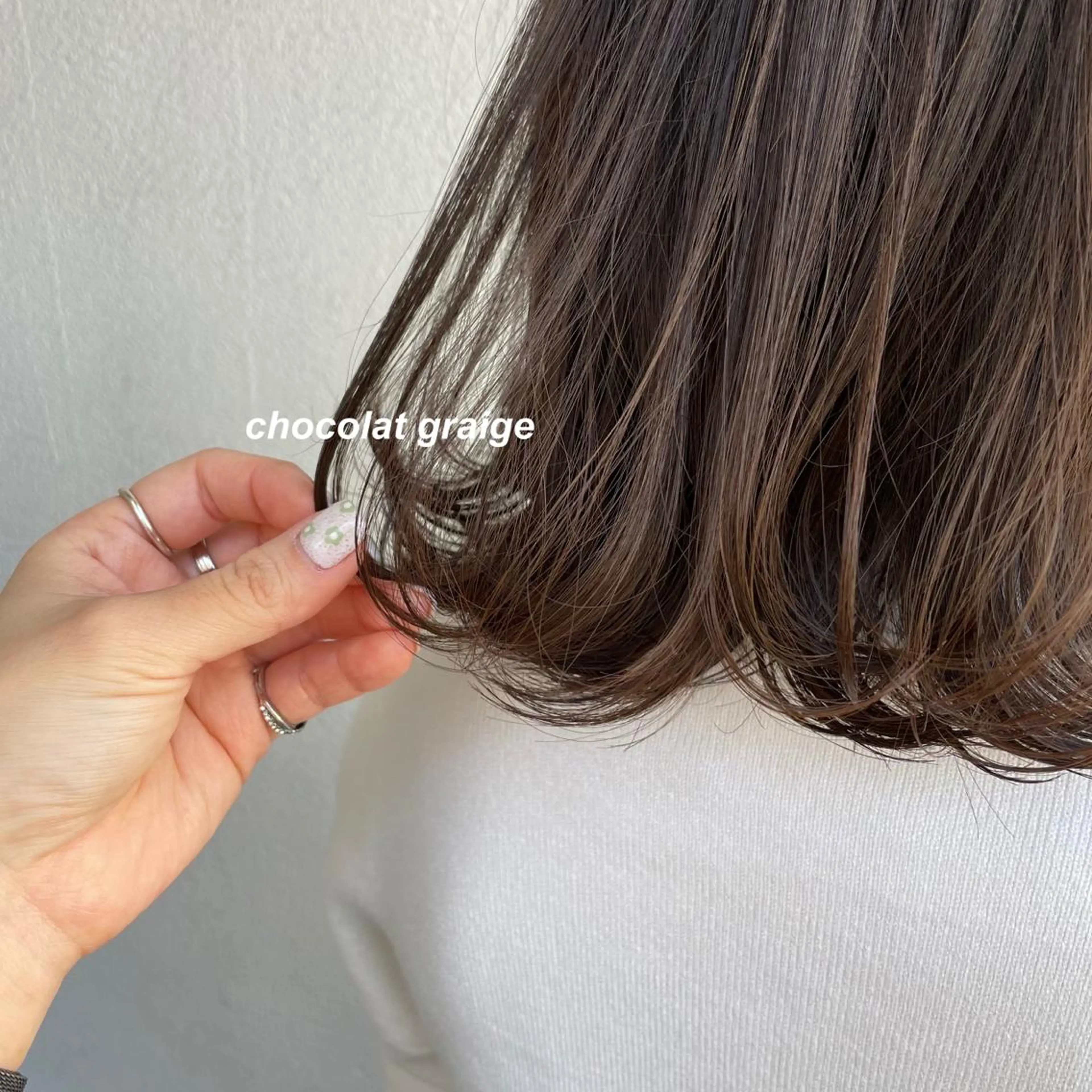 ミディアム カラー カット ヘアカラー トリートメント ヘッドスパ レイヤーカット 韓国ヘアayameのヘアスタイル