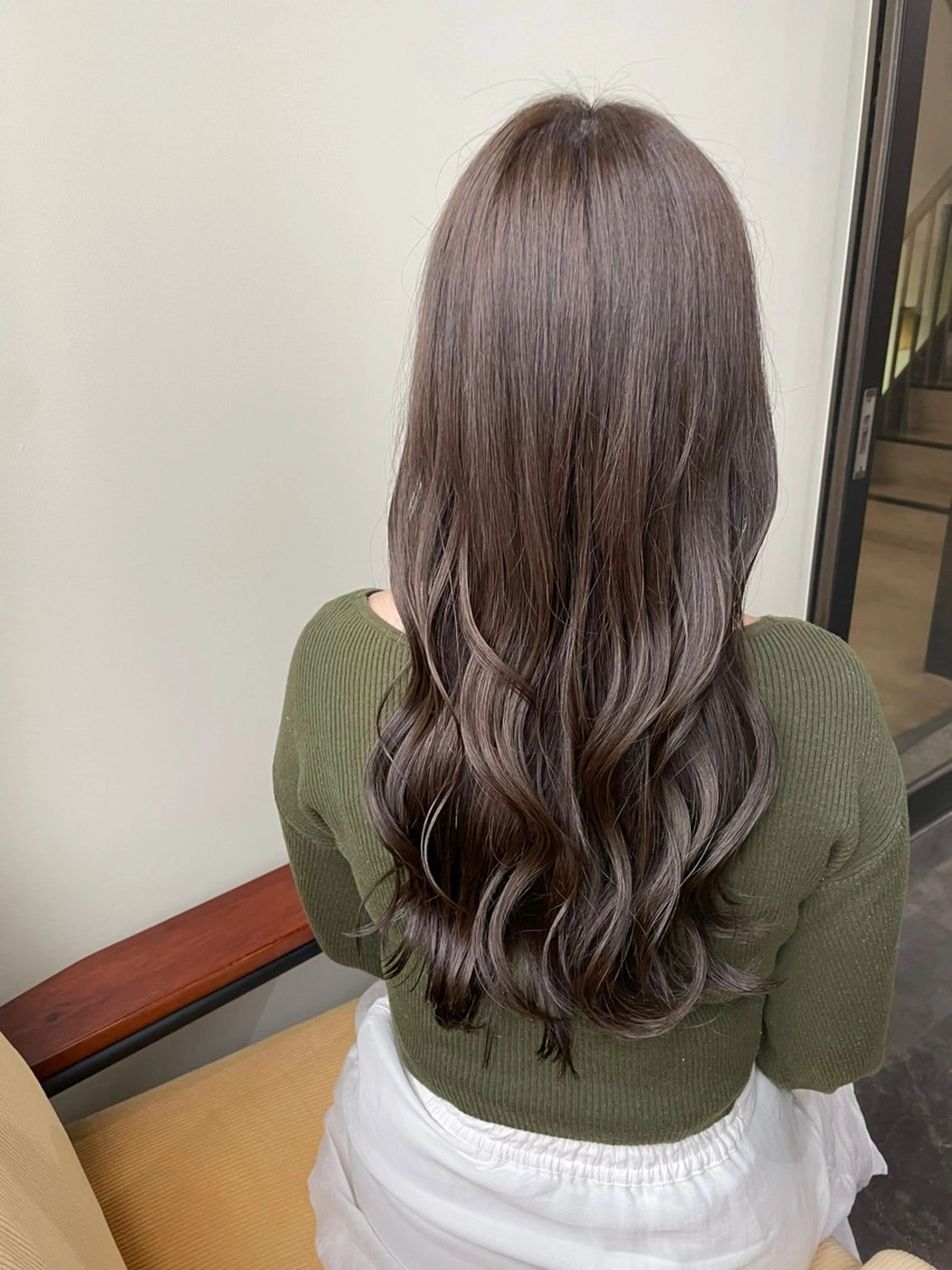 ミディアム ヘアカラー 透明感🌱ハイトーン ✨艶髪🫧川﨑 翼のヘアスタイル