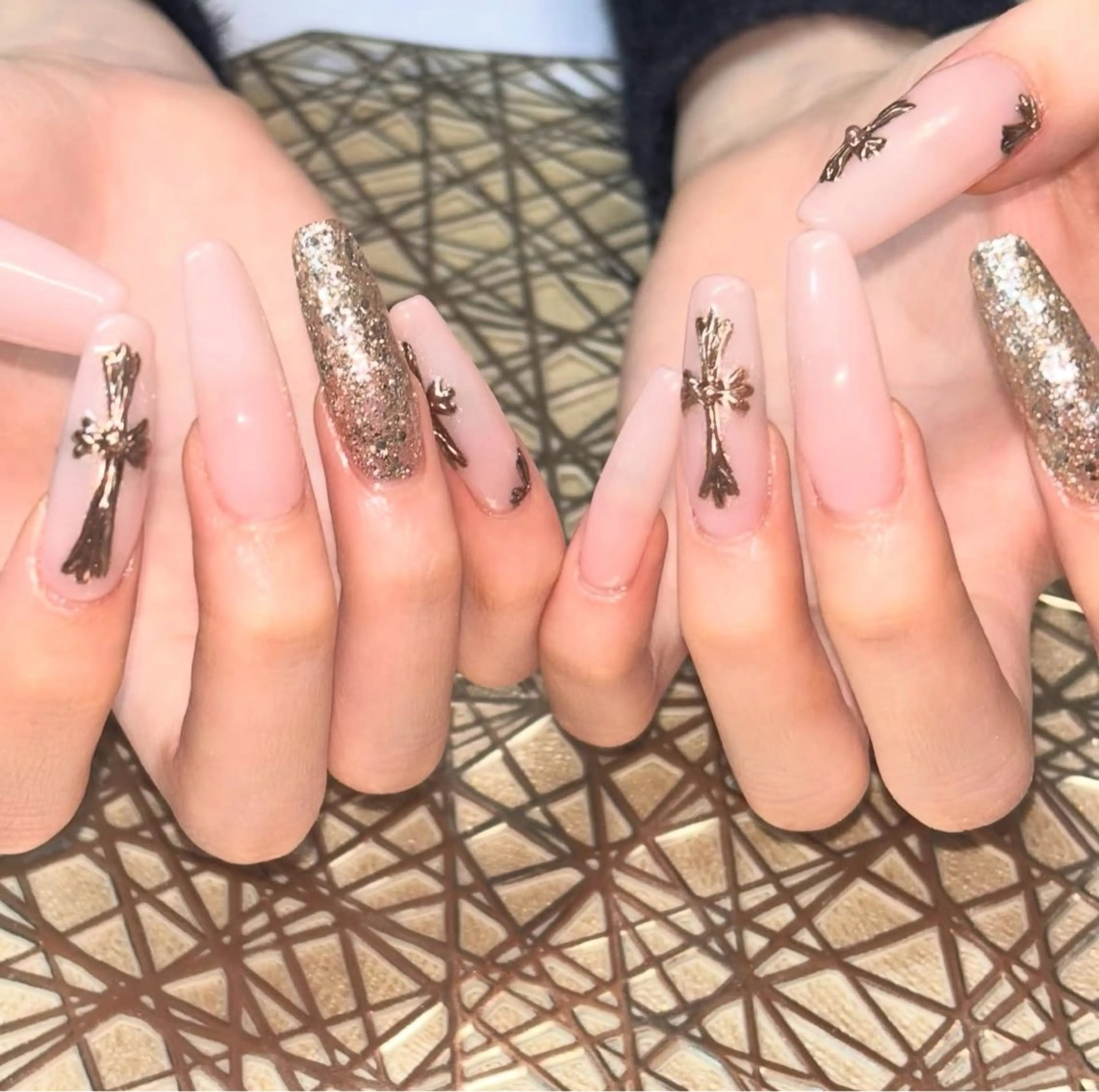 ロング MiRanda 保坂 舞のネイルデザイン