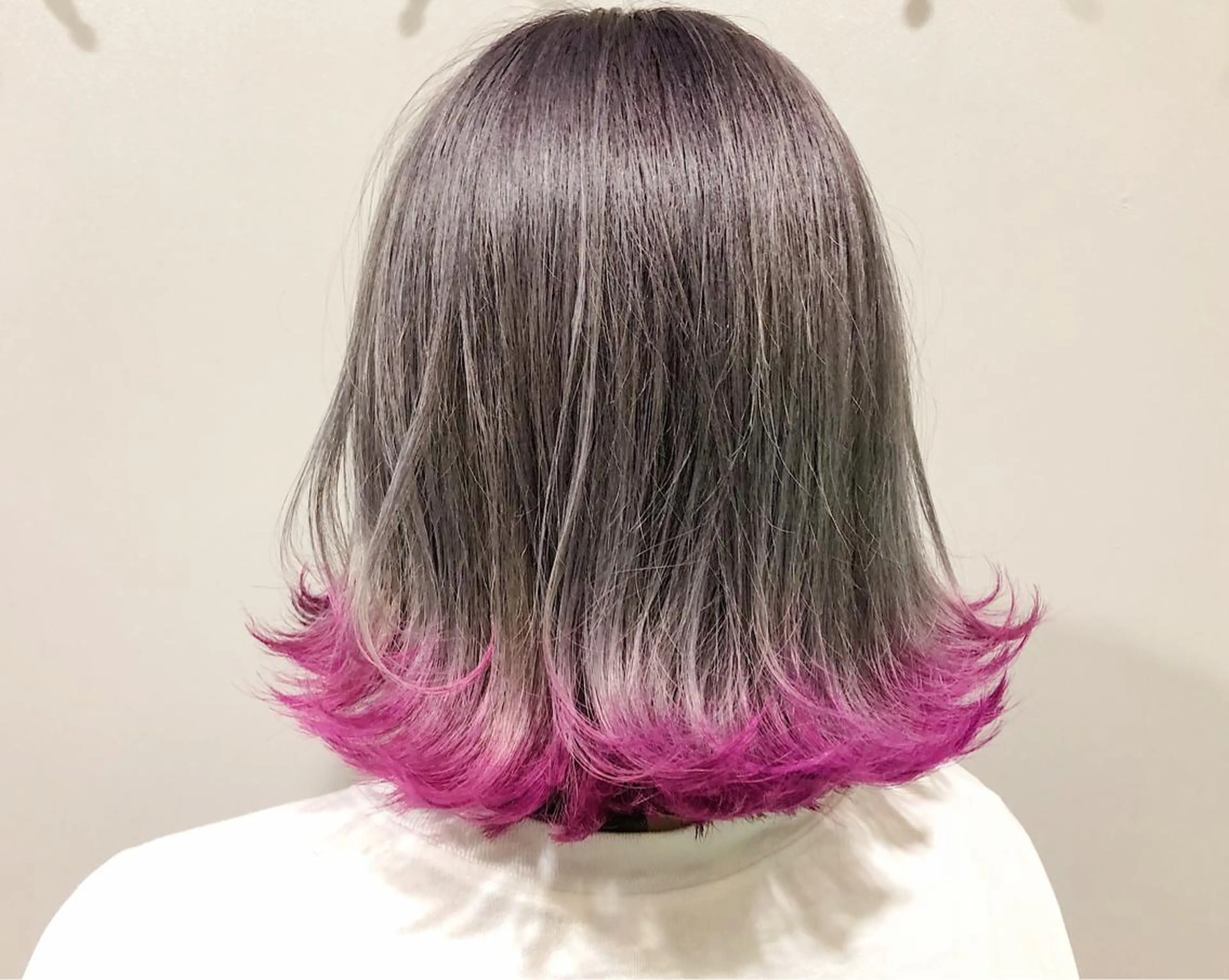 ミディアム カラー VIRETTA 【ヴィレッタ】のヘアスタイル