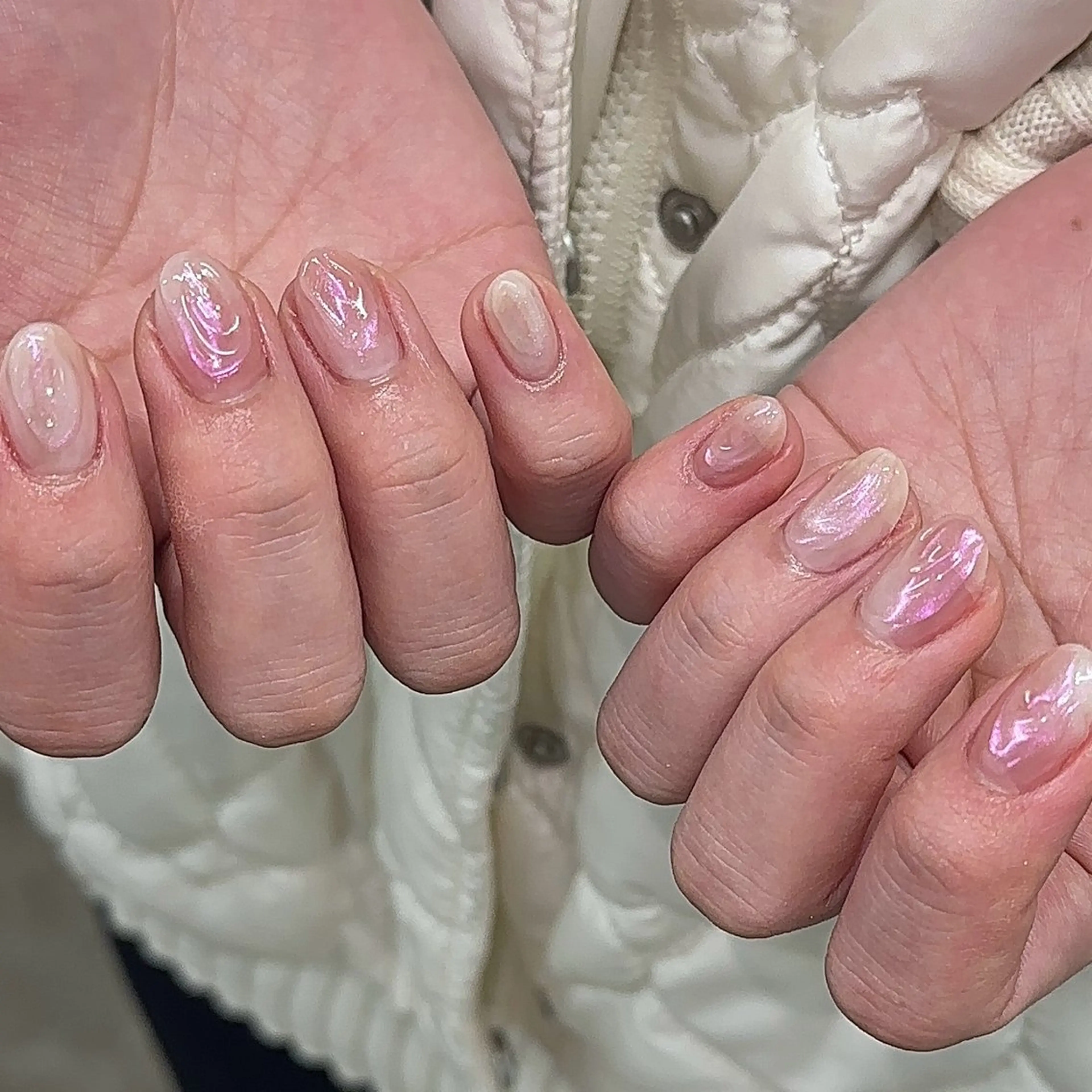 ネイル ハンドネイル 𝗺𝗮𝗸𝗶 .のネイルデザイン