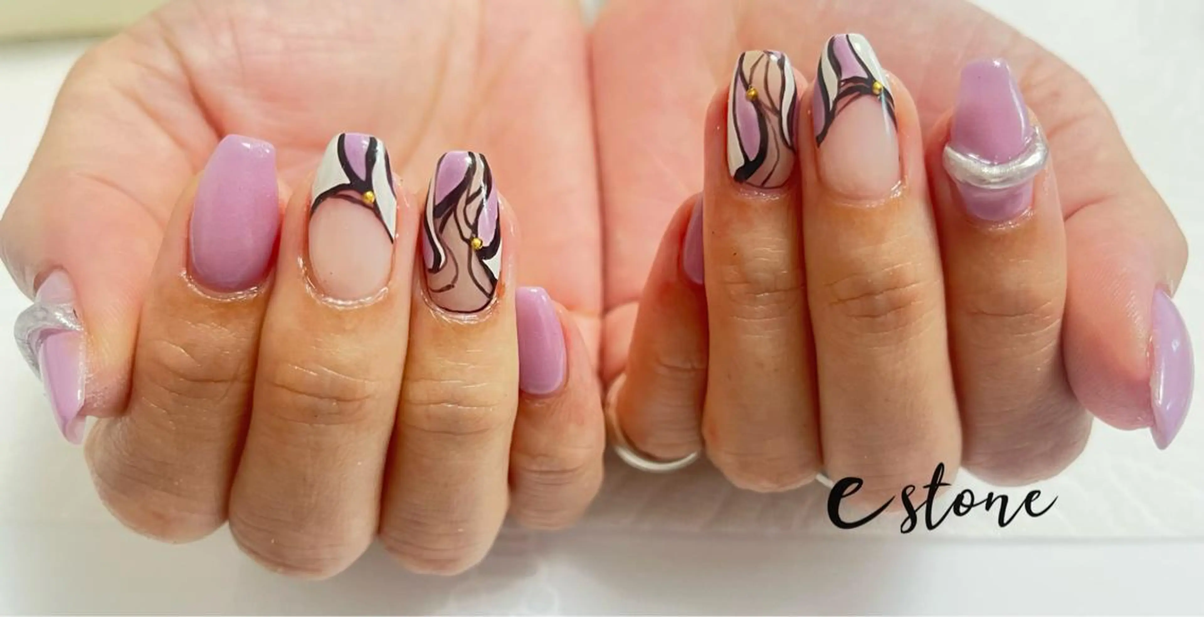 ネイル estone　岩本 有希子のネイルデザイン