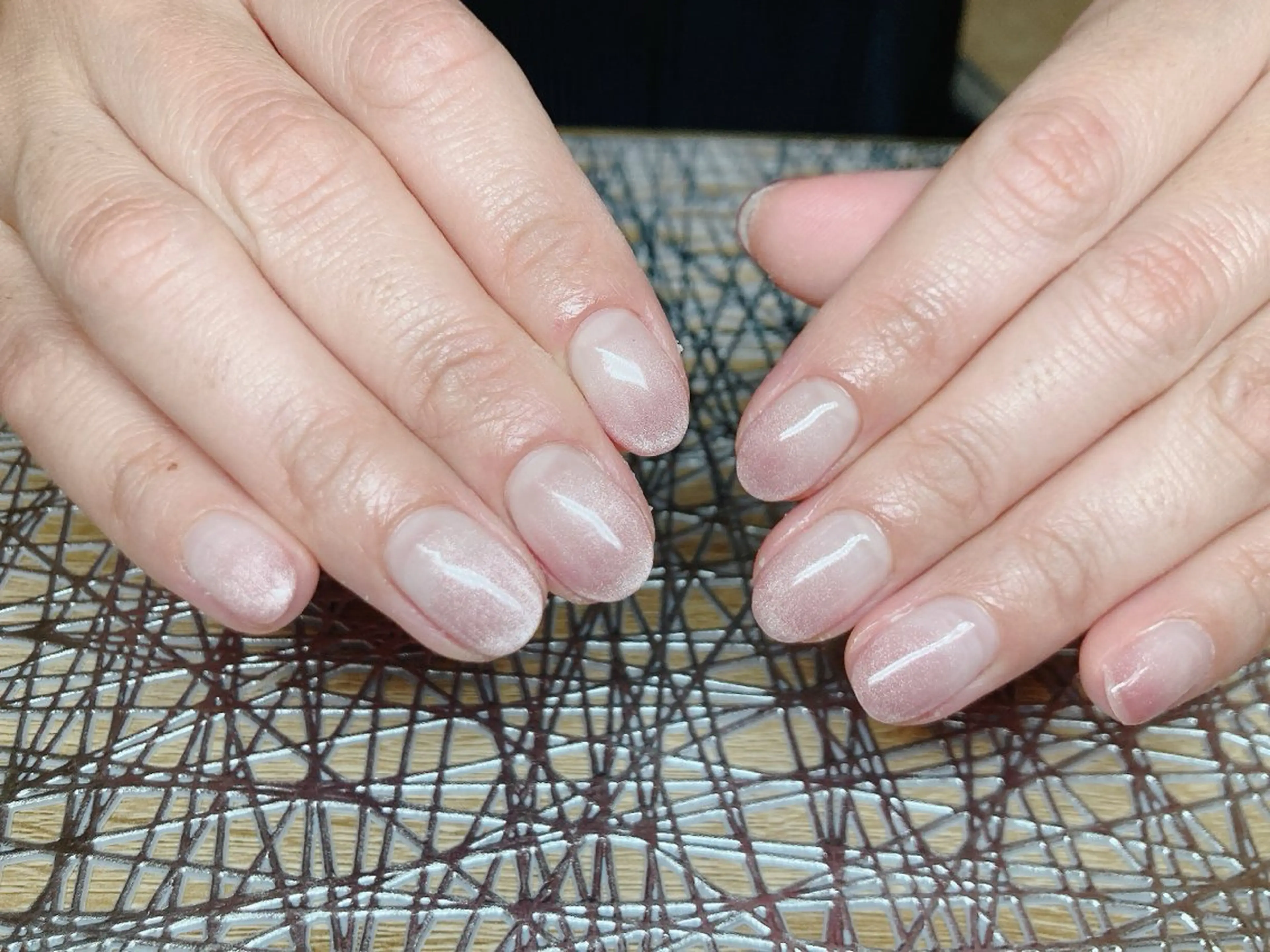 ネイル ECLAT エクラ所属・寺山 千鶴のネイルデザイン