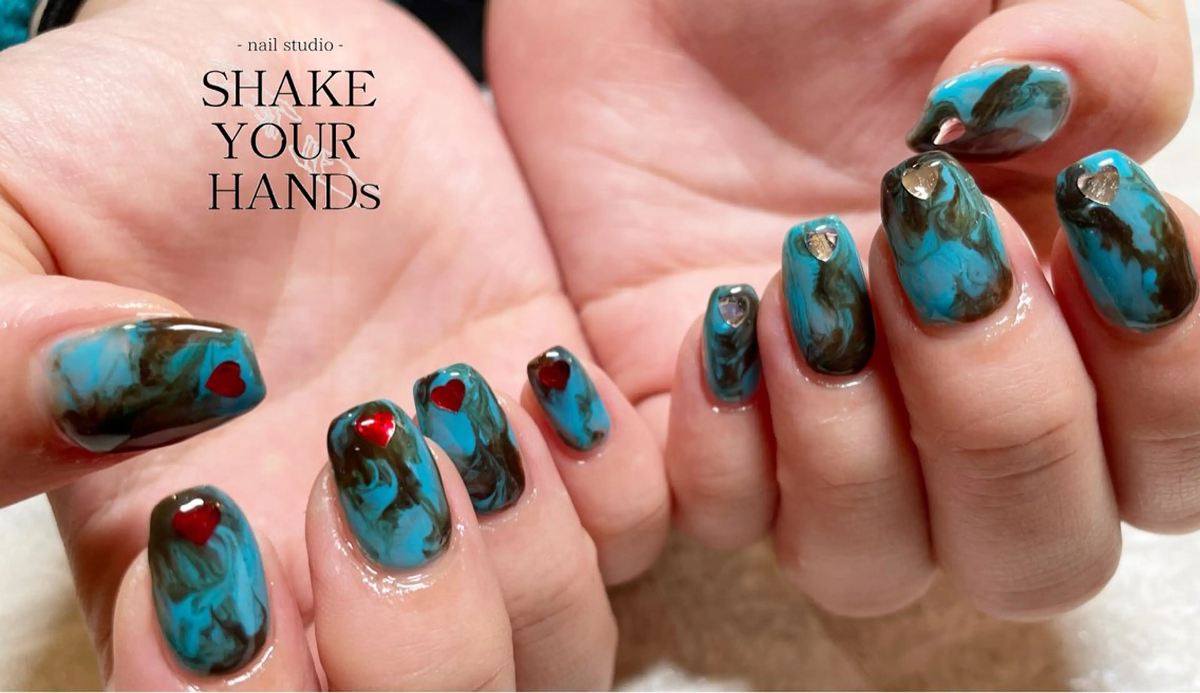 ネイル 大理石ネイル(マーブル) ネイルスタジオ シェイクユアハンズのネイルデザイン