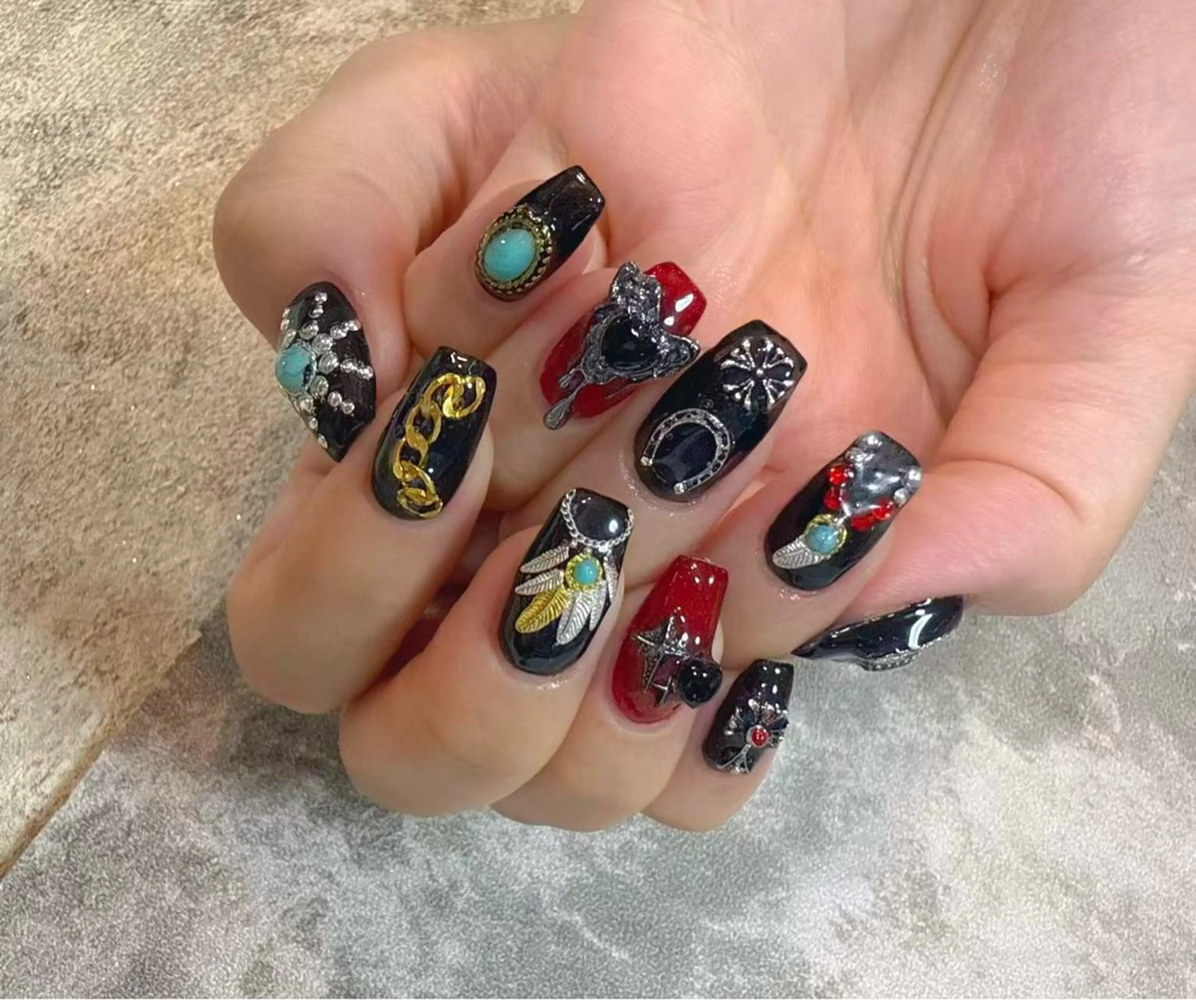 ネイル フットネイル フレンチネイル ジェルネイル ガラスフレンチ 韓国ネイル ハンドネイル ハンドケア The Nail & Eye Lashの眉毛・アイブロウイメージ