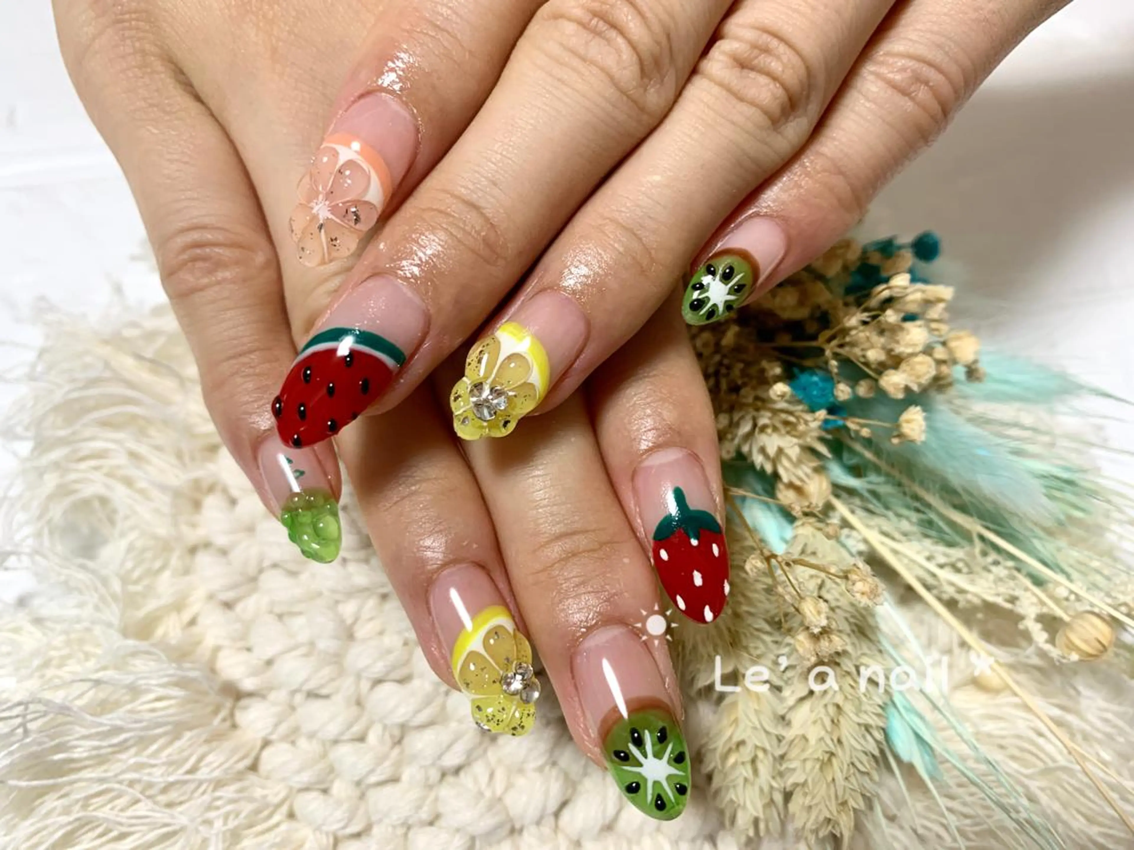 セミロング カラー ネイル Le’a NailSalonのネイルデザイン