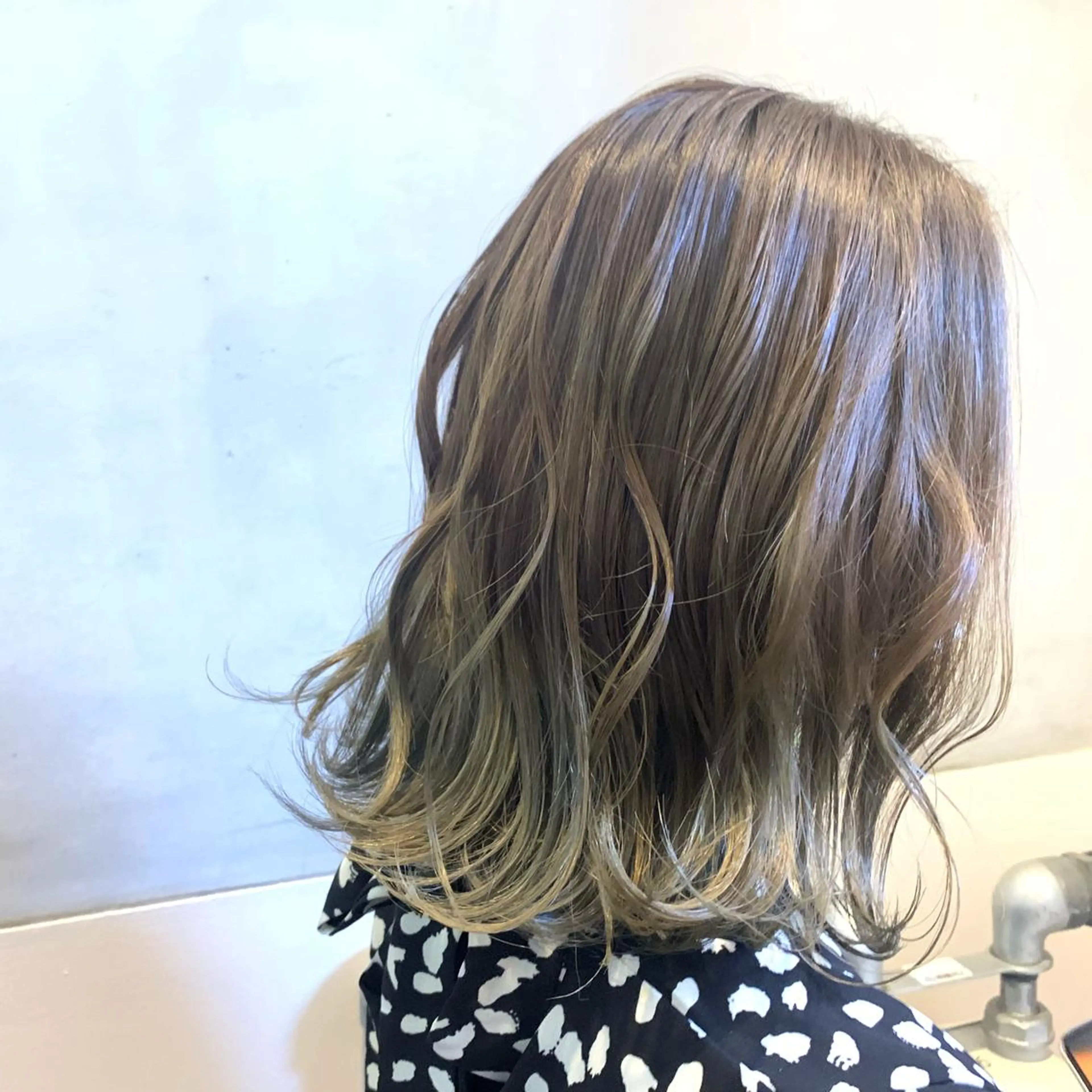 ミディアム 西岡 優太のヘアスタイル