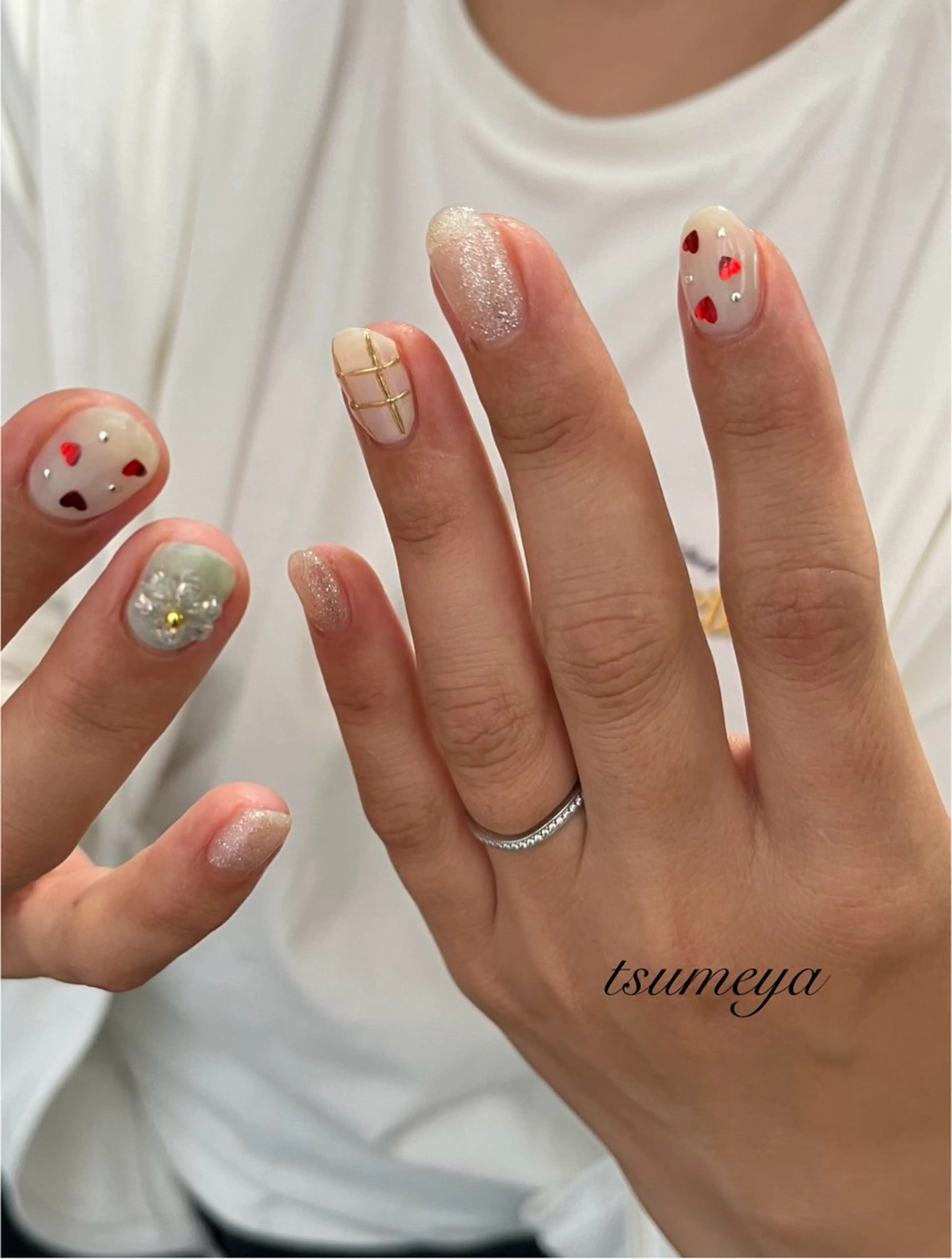 ネイル tsumeya ゆるかわ手描きネイルのネイルデザイン