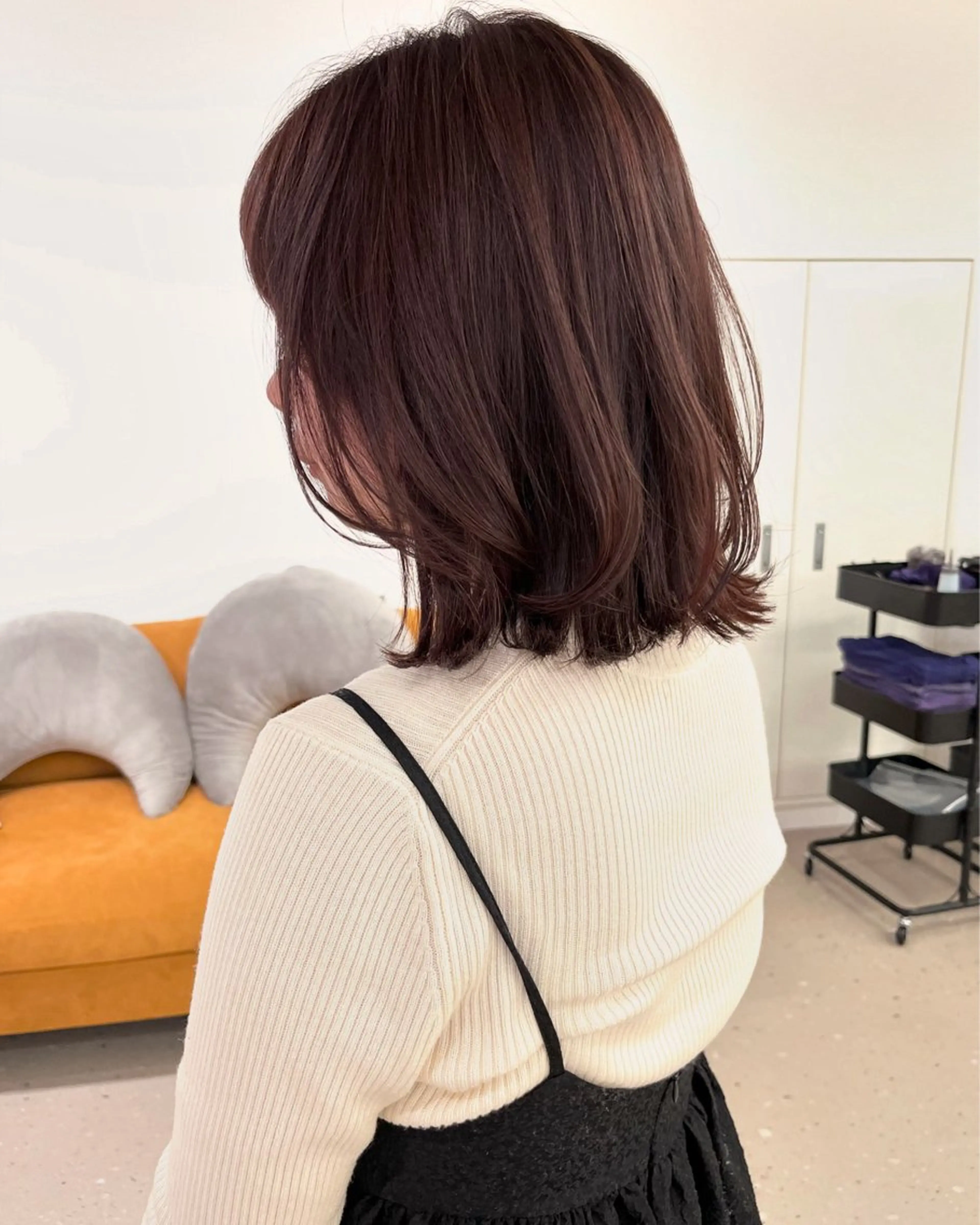 ミディアム カット ヘアカラー 箱崎 凪沙のヘアスタイル