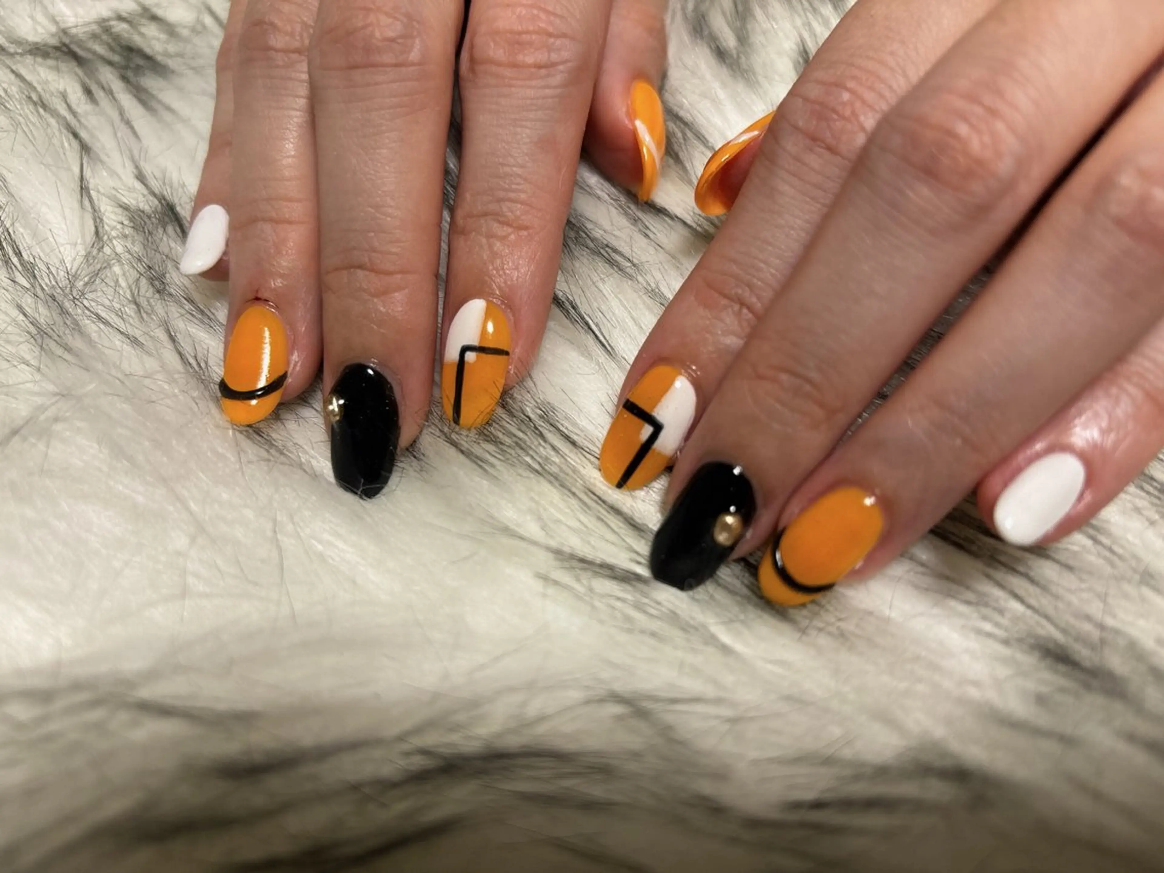 ネイル オーロラネイル フットネイル フレンチネイル ジェルネイル 韓国ネイル ハンドネイル kiki nail &brow二子玉川の眉毛・アイブロウイメージ