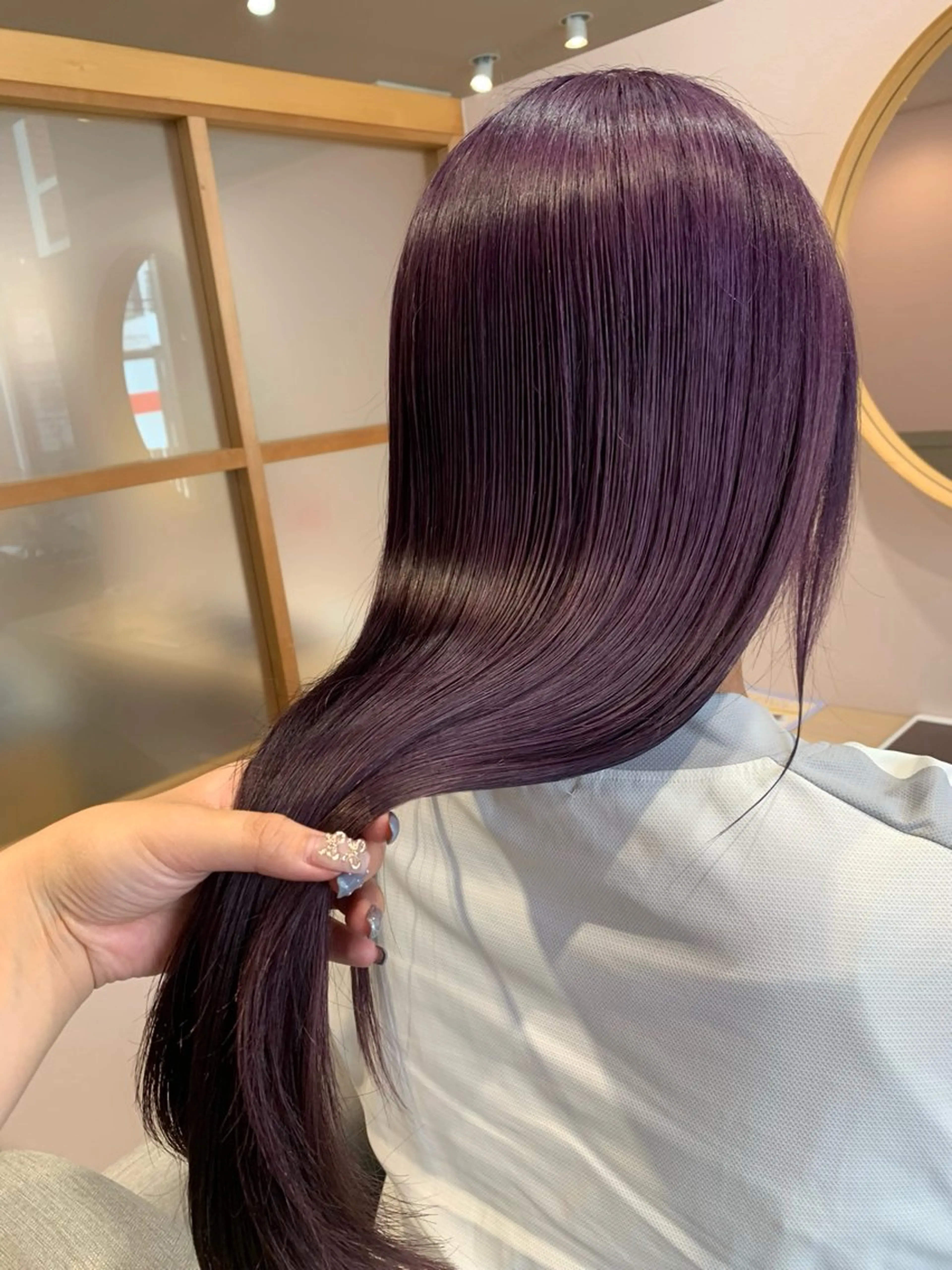 ロング カラー パープルカラー rio .のヘアスタイル