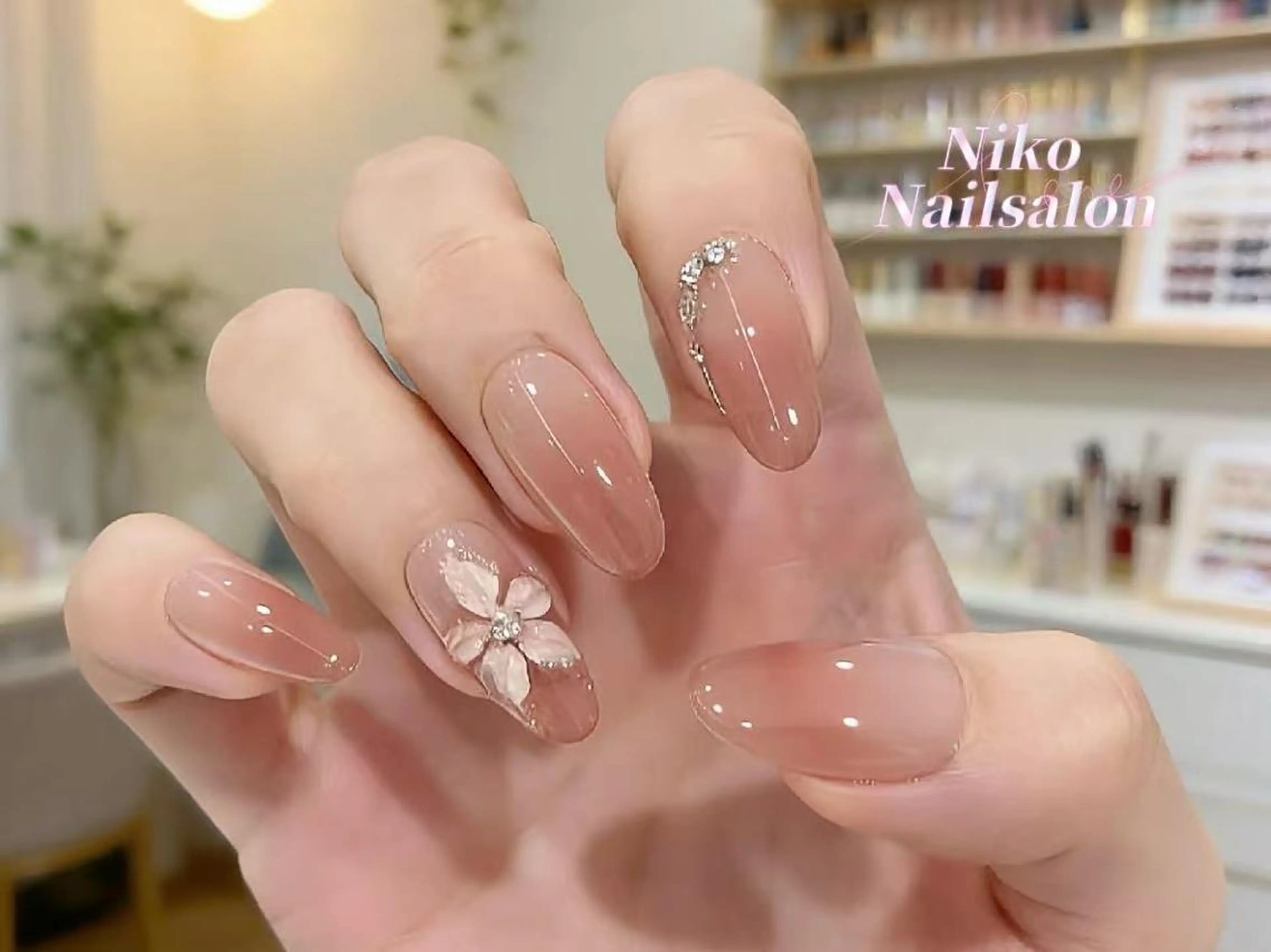 ネイル 長さ出し フットネイル フレンチネイル ジェルネイル ガラスフレンチ Nikoネイルサロン 本八幡店のネイルデザイン