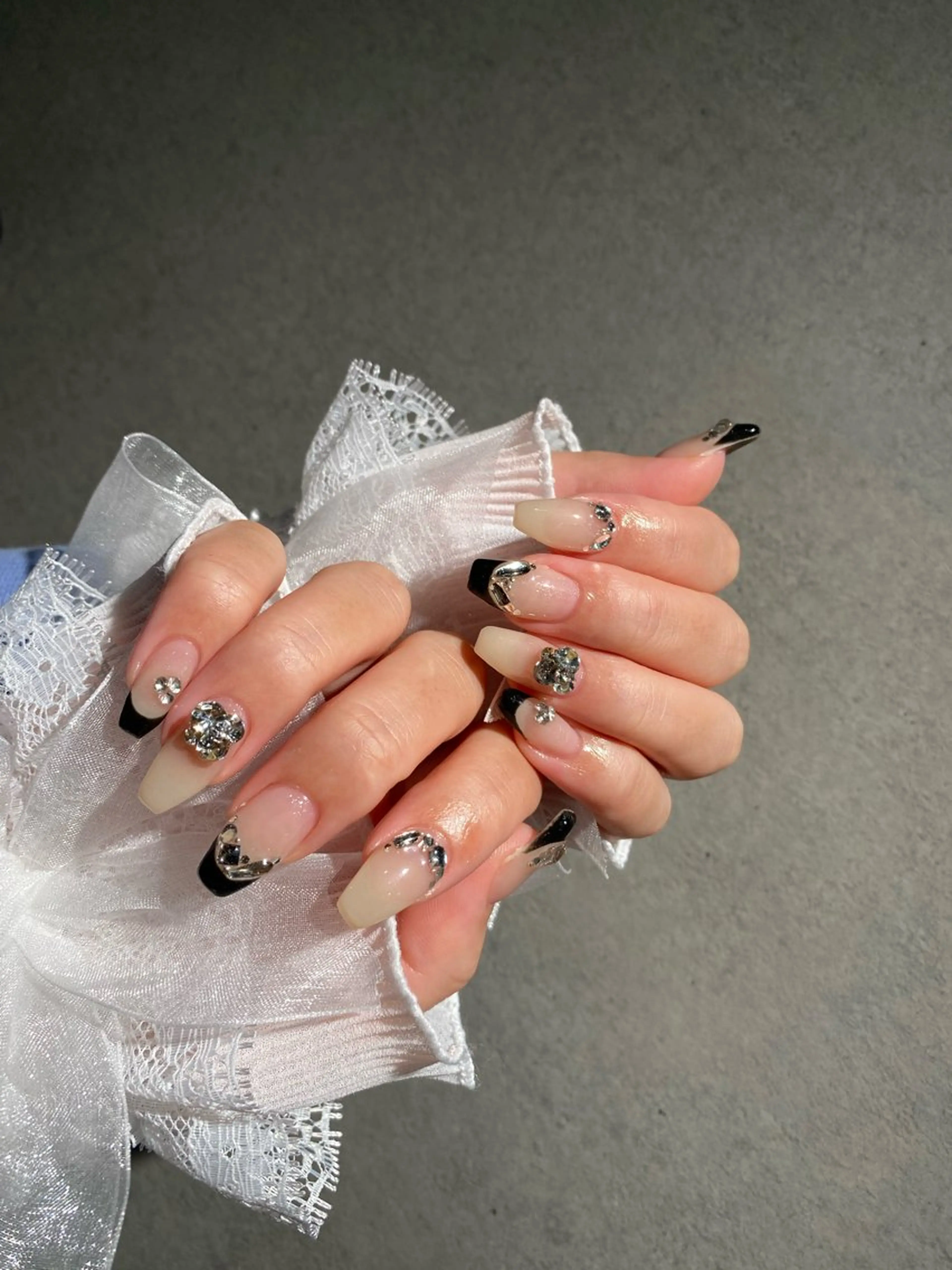 ネイル I-nailロング /ワンホン/キラキラのネイルデザイン