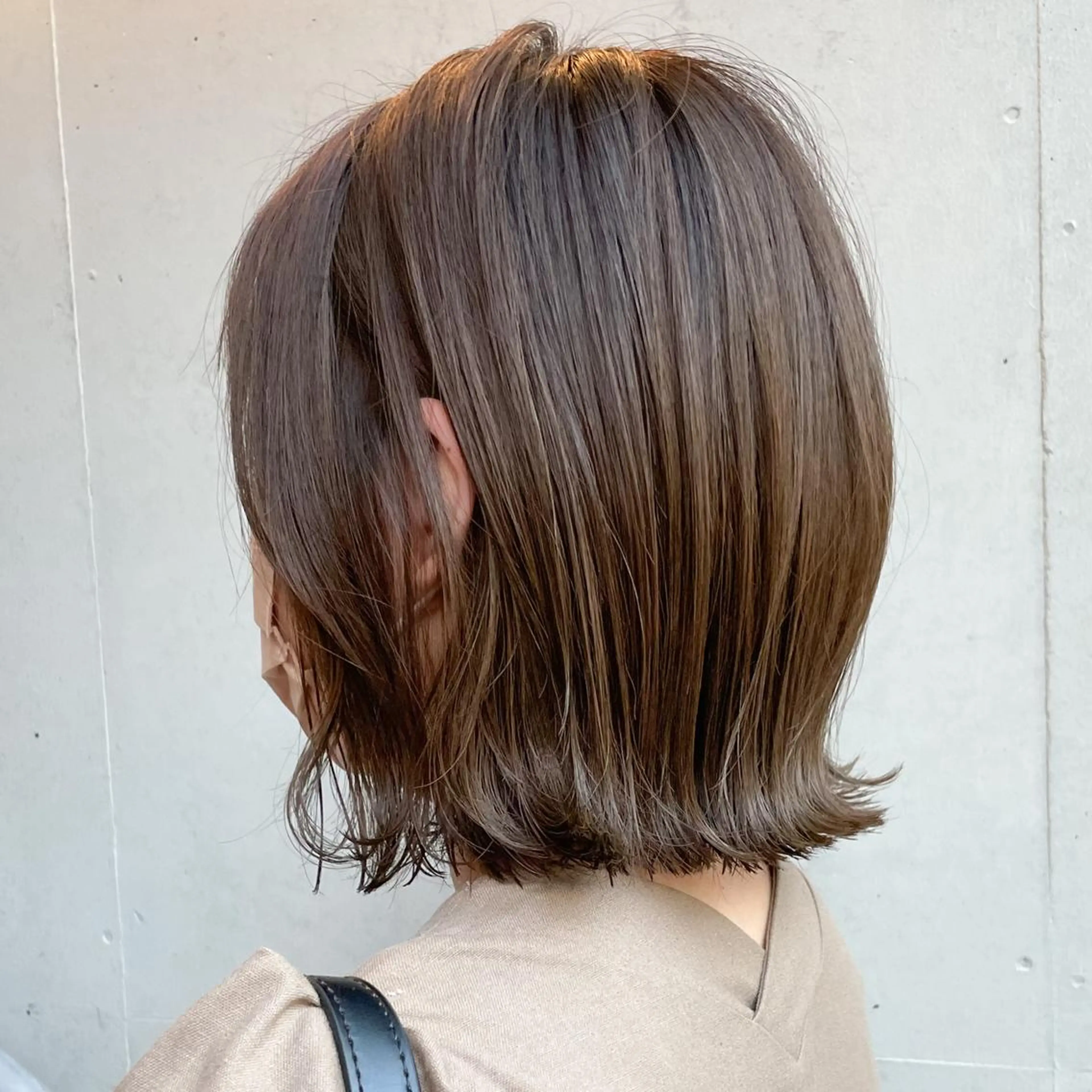 ショート カラー ベージュカラー オリーブベージュ ボブ カット ヘアカラー トリートメント 森本 裕太 / ボブのヘアスタイル