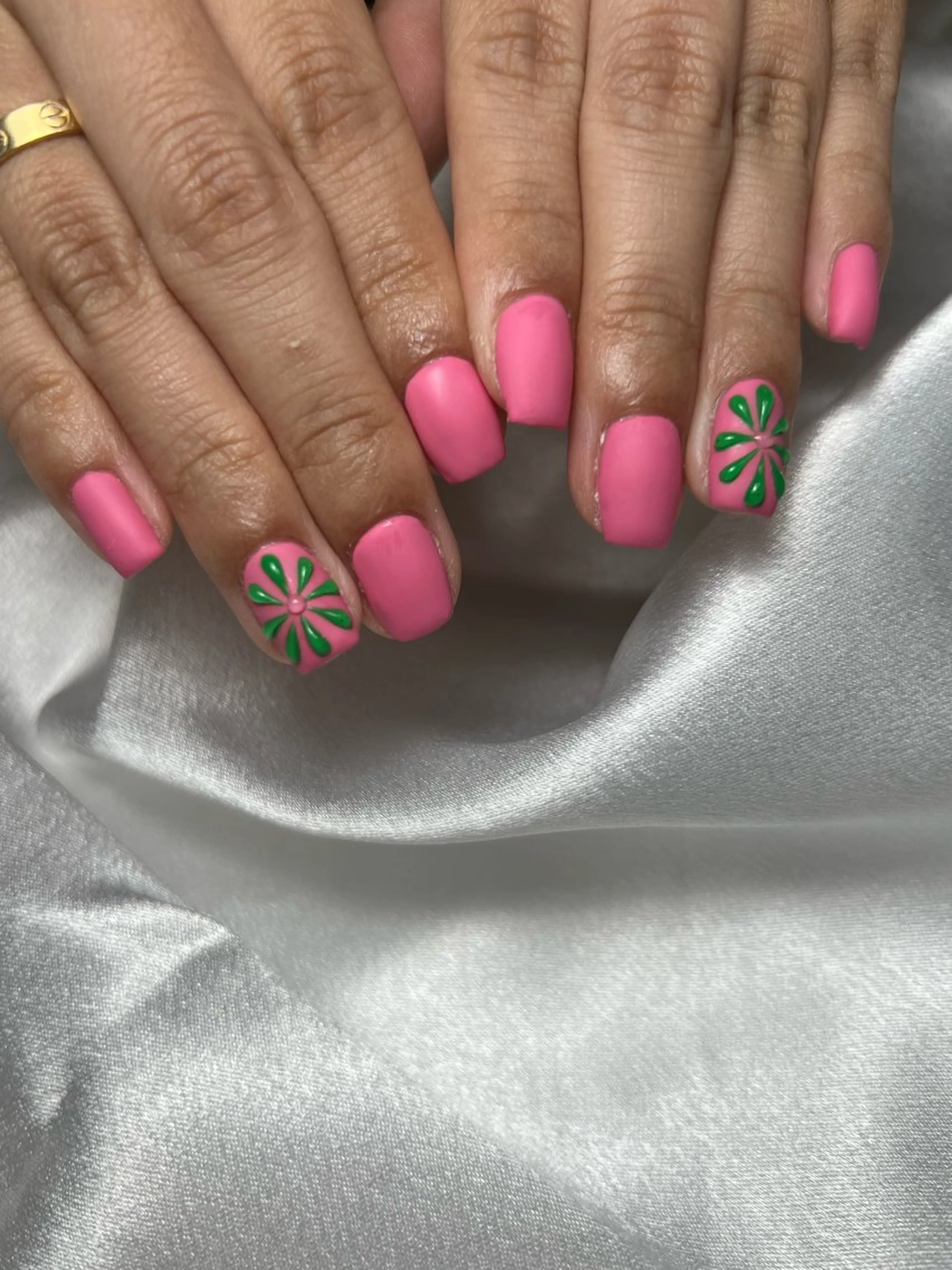 ネイル more fortuneのネイルデザイン