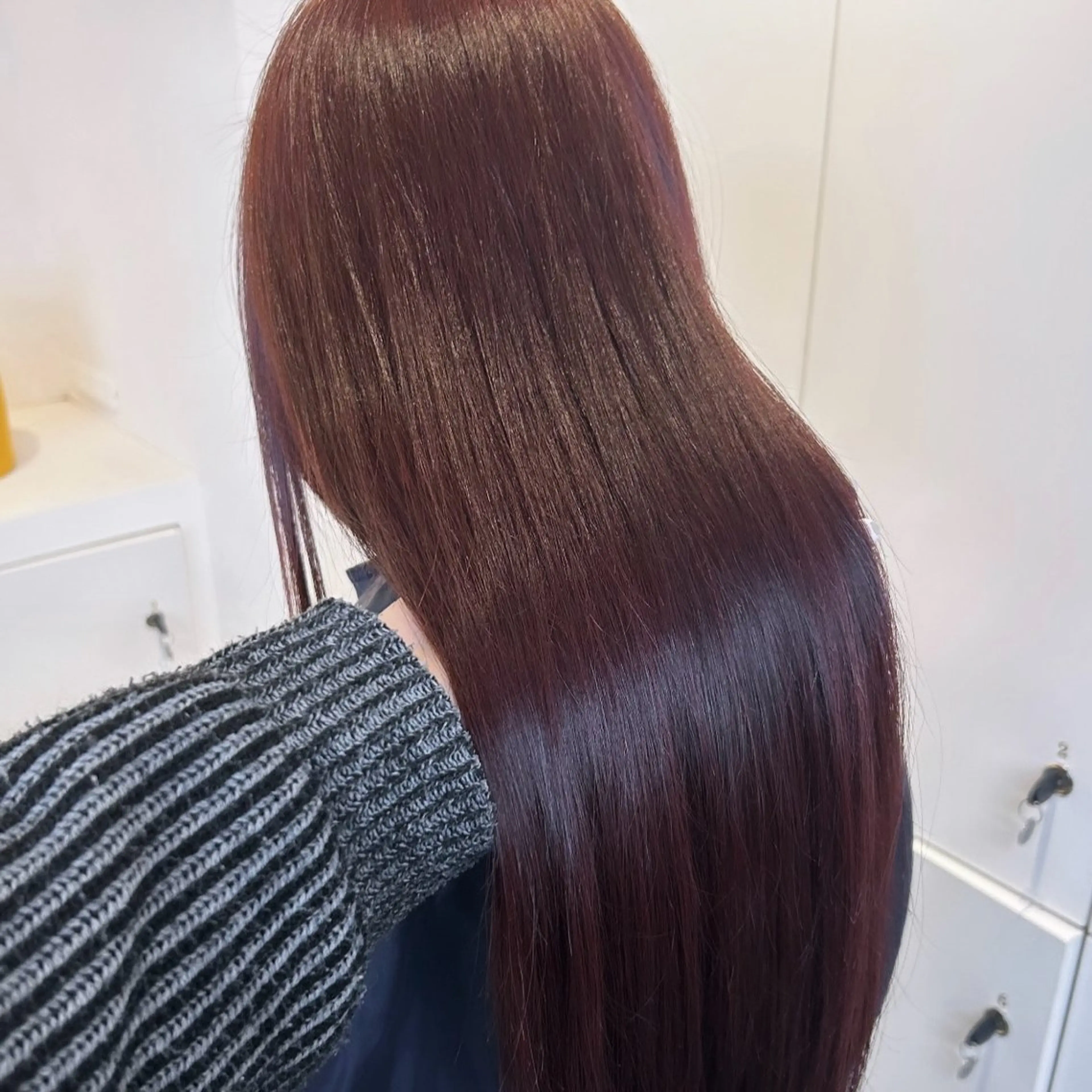 ロング カラー ブリーチ ダブルカラー ブリーチなしカラー ブリーチなし🤍透明 感カラーtakutoのヘアスタイル