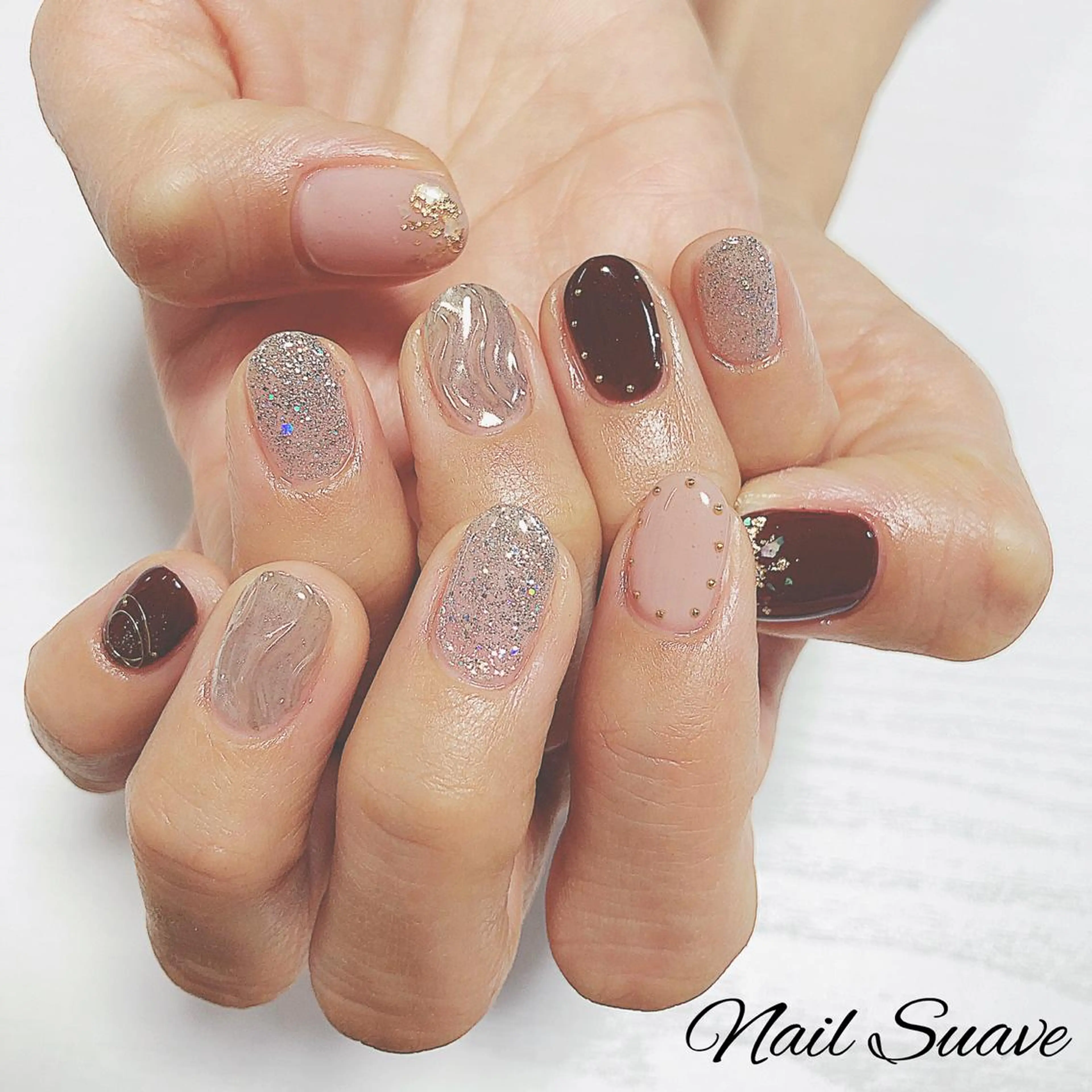 ネイル ミラーネイル バレンタイン 冬ネイル Nail Suave (シュアーヴ)のネイルデザイン