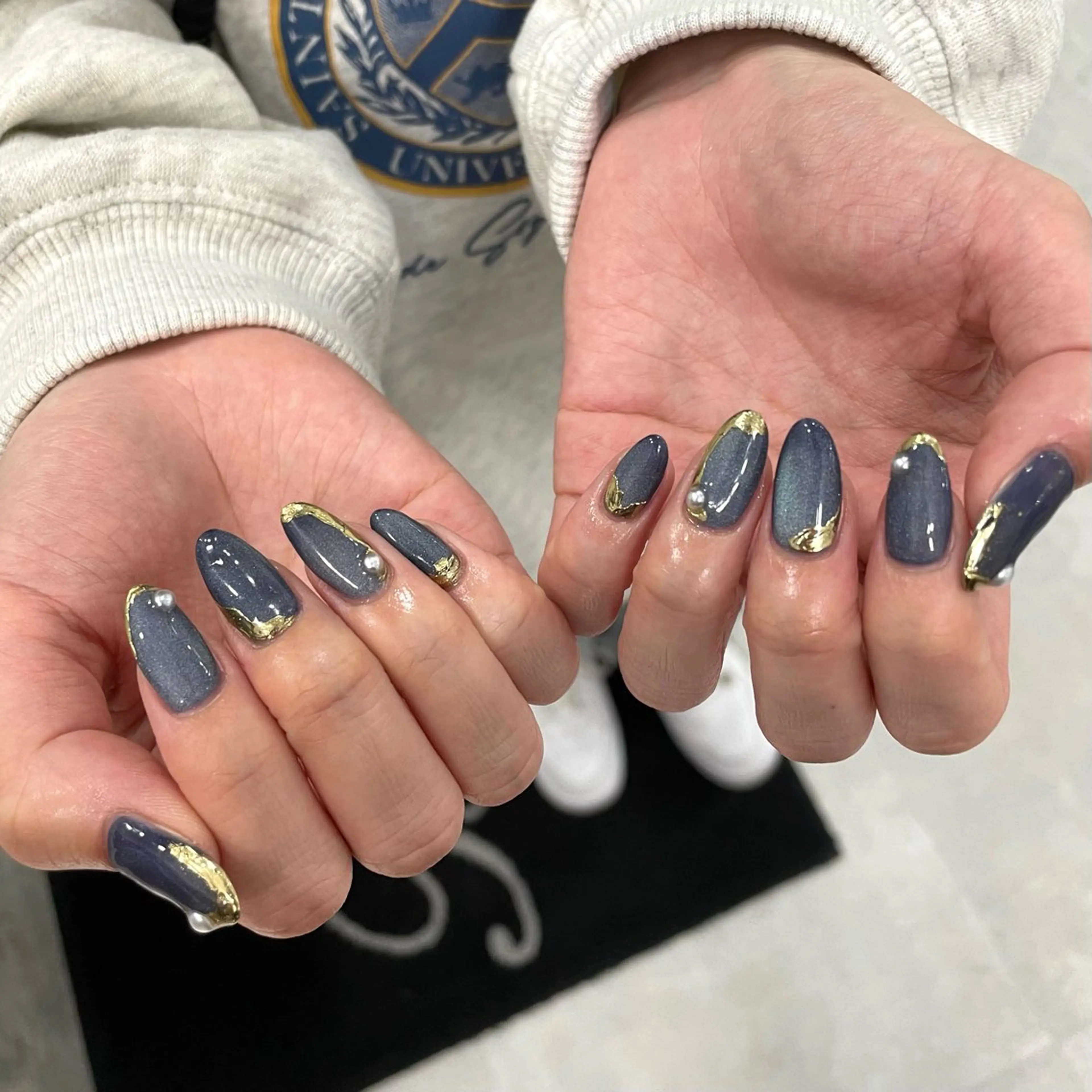 ネイル マグネットネイル ハンドネイル Bianca 渡邉🫧のネイルデザイン