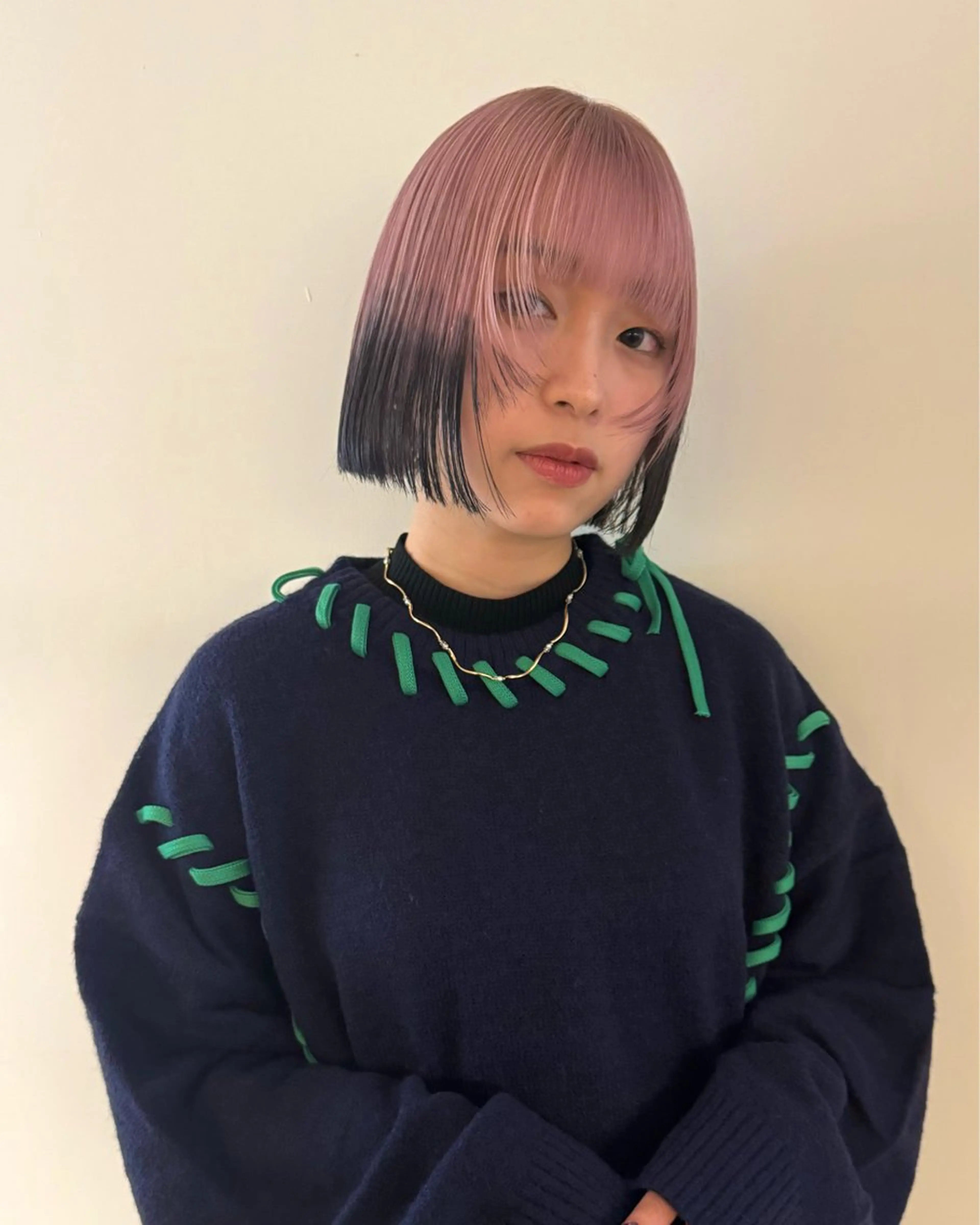 ショート カラー デザインカラー ヘアカラー トリートメント RAIMA ケアハイトーンのヘアスタイル