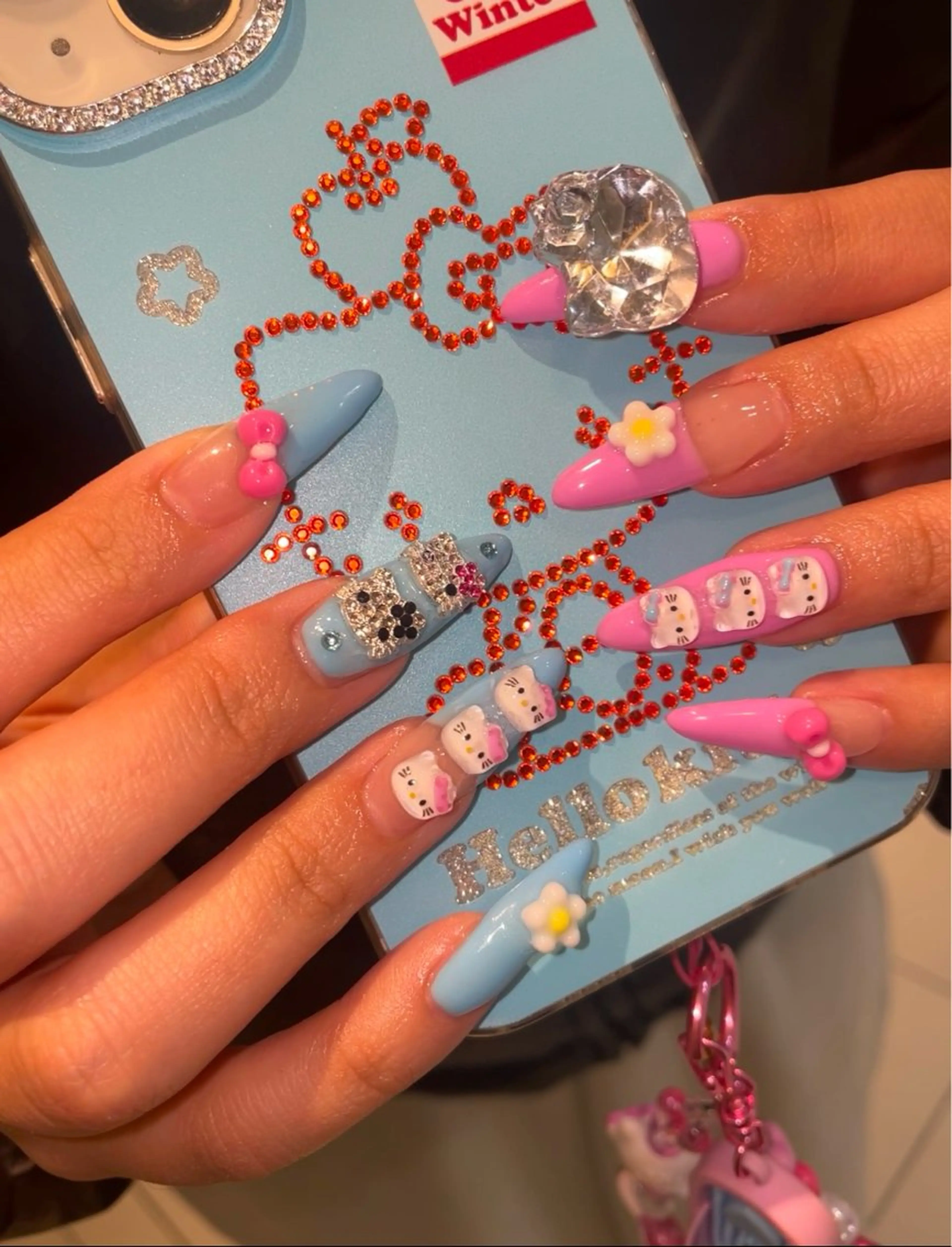 ネイル ハンドネイル 渋谷ネイル🎀 y2k/海外ネイルのネイルデザイン