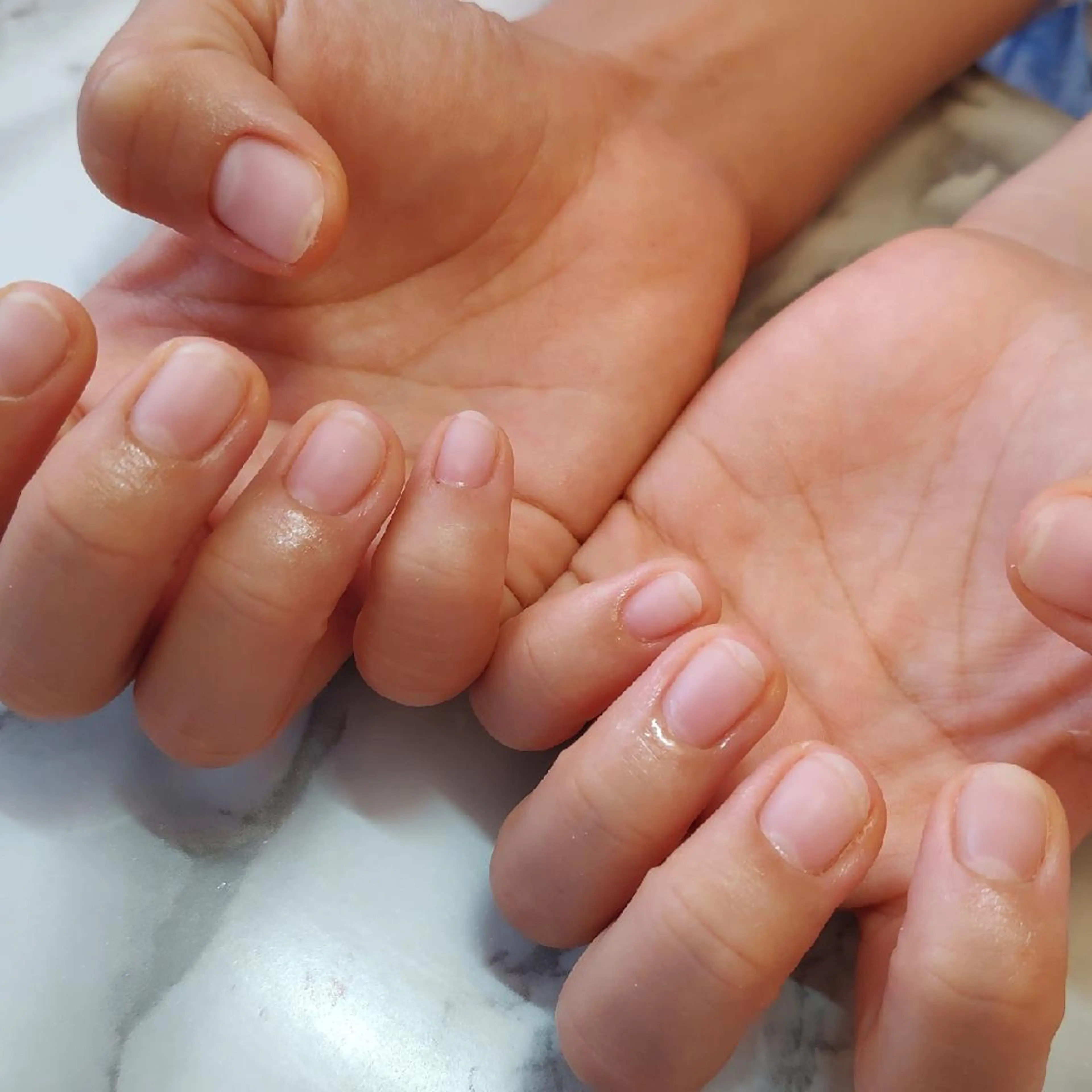 ネイル ジェヌインネイル 河内のネイルデザイン