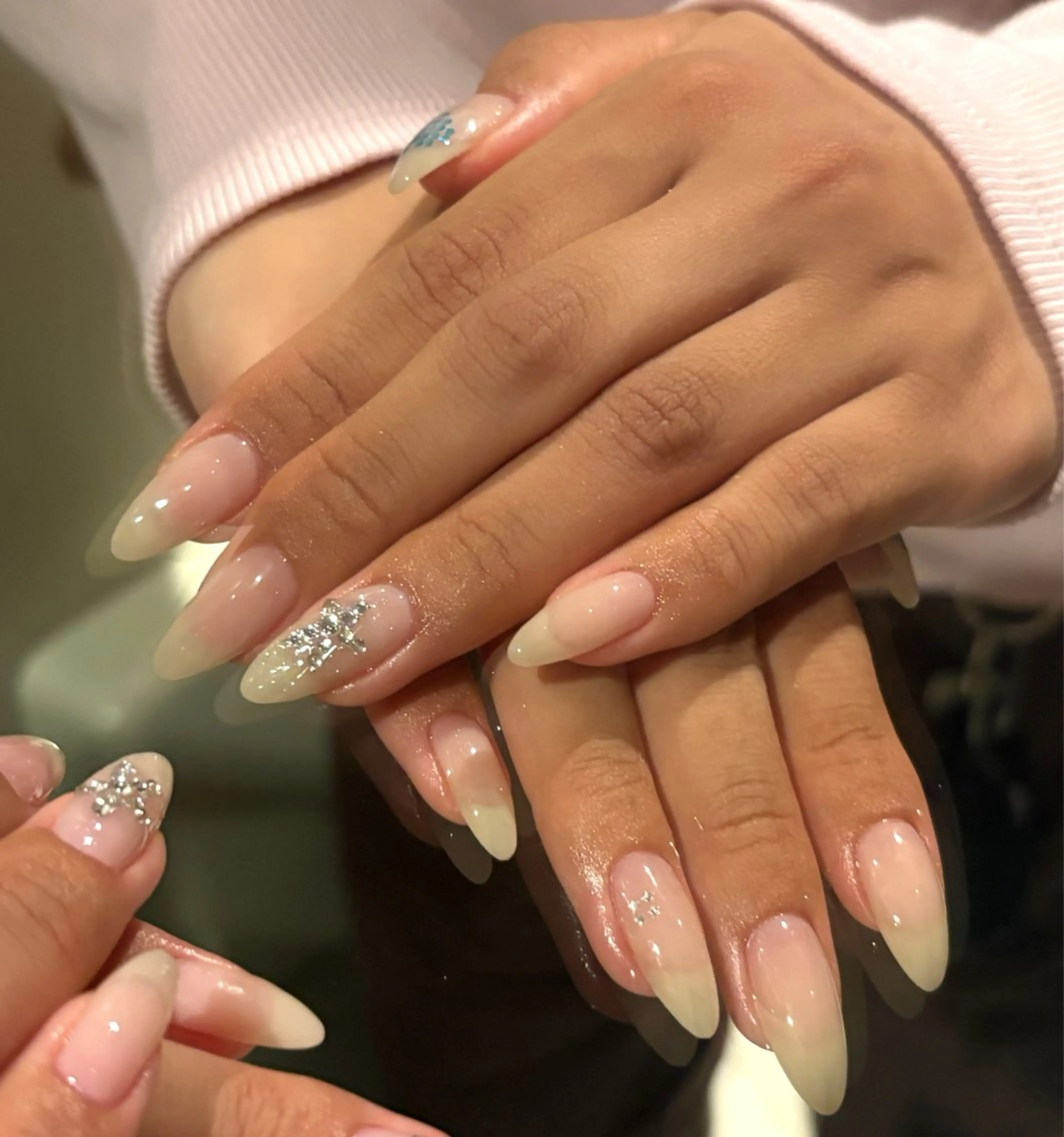 ネイル ハンドネイル Aria nail 💅のネイルデザイン