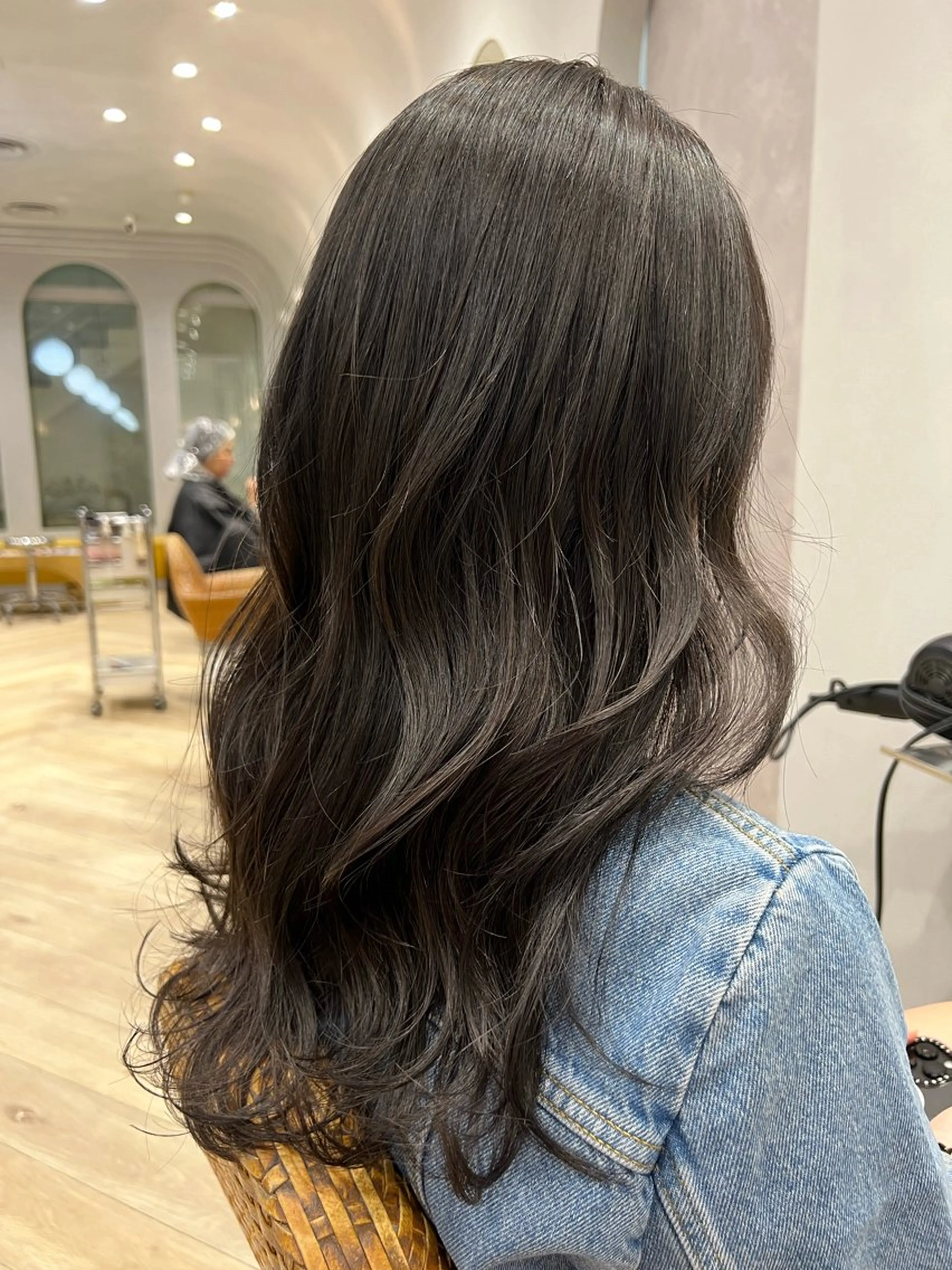 ロング カラー 竹内 亜由夢のヘアスタイル