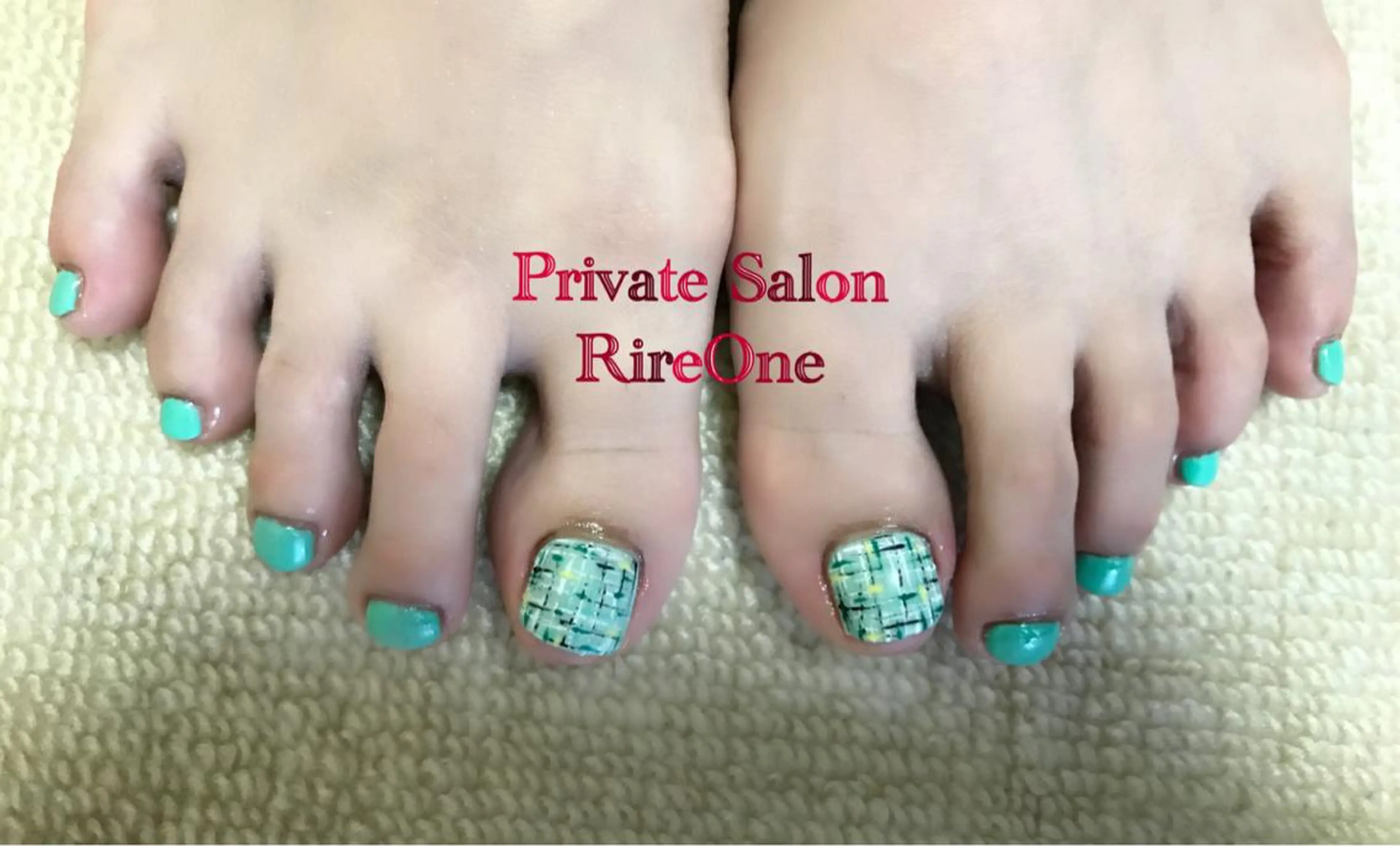 ネイル グリーン ツイードネイル 黄色 RireOne ~リルワン~のネイルデザイン