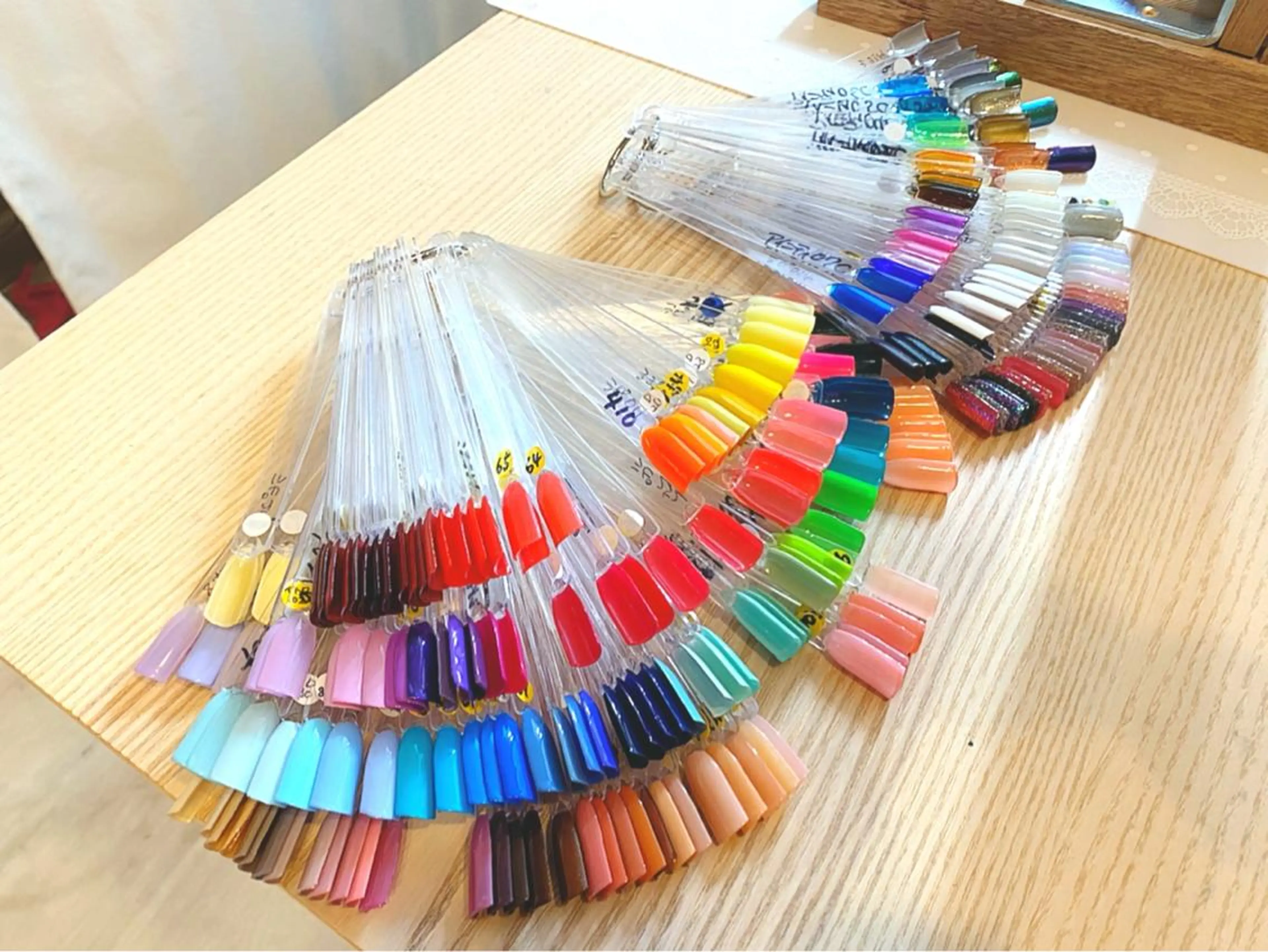 ネイル Li'leaNail AINAのネイルデザイン