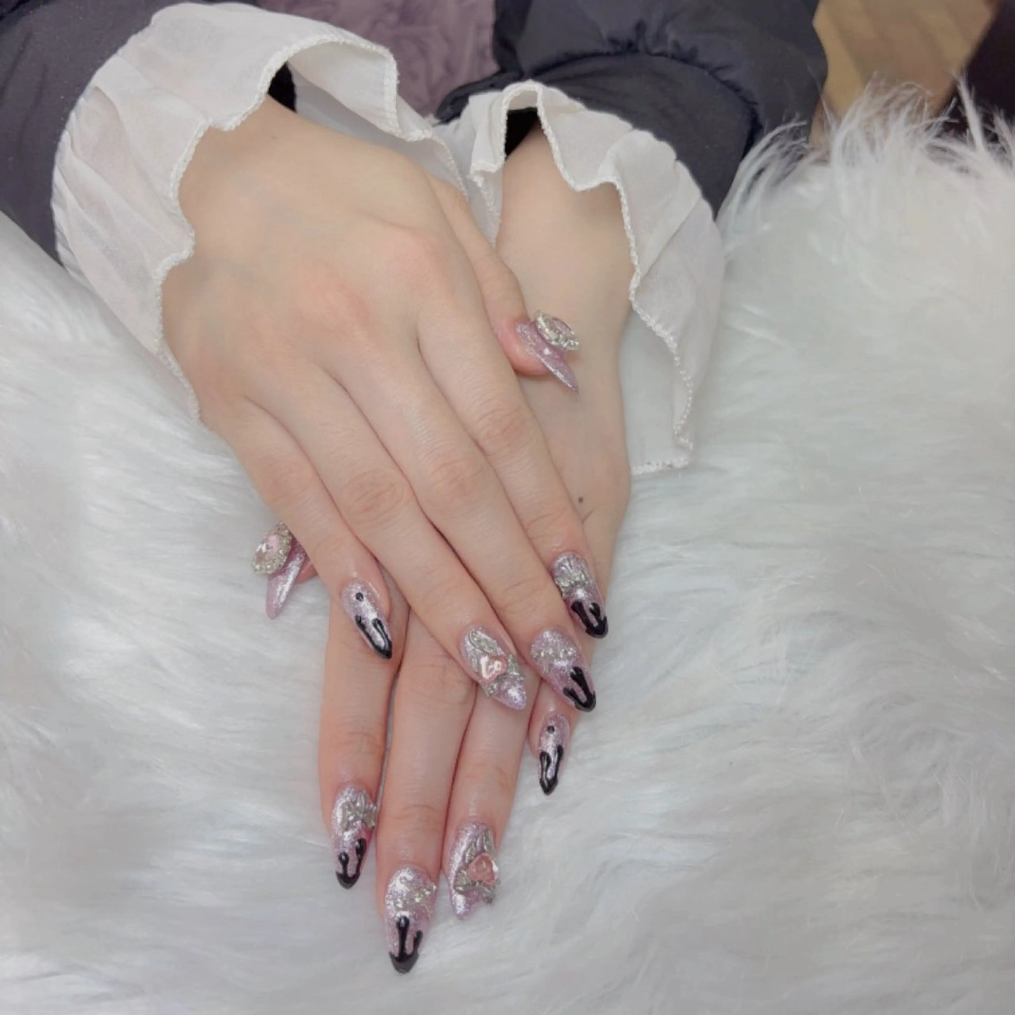 ネイル オーロラネイル 成人式 フレンチネイル ハート 韓国ネイル ハンドネイル Melody Nail所属・Melody 3D/スカルプ専門店のネイルデザイン