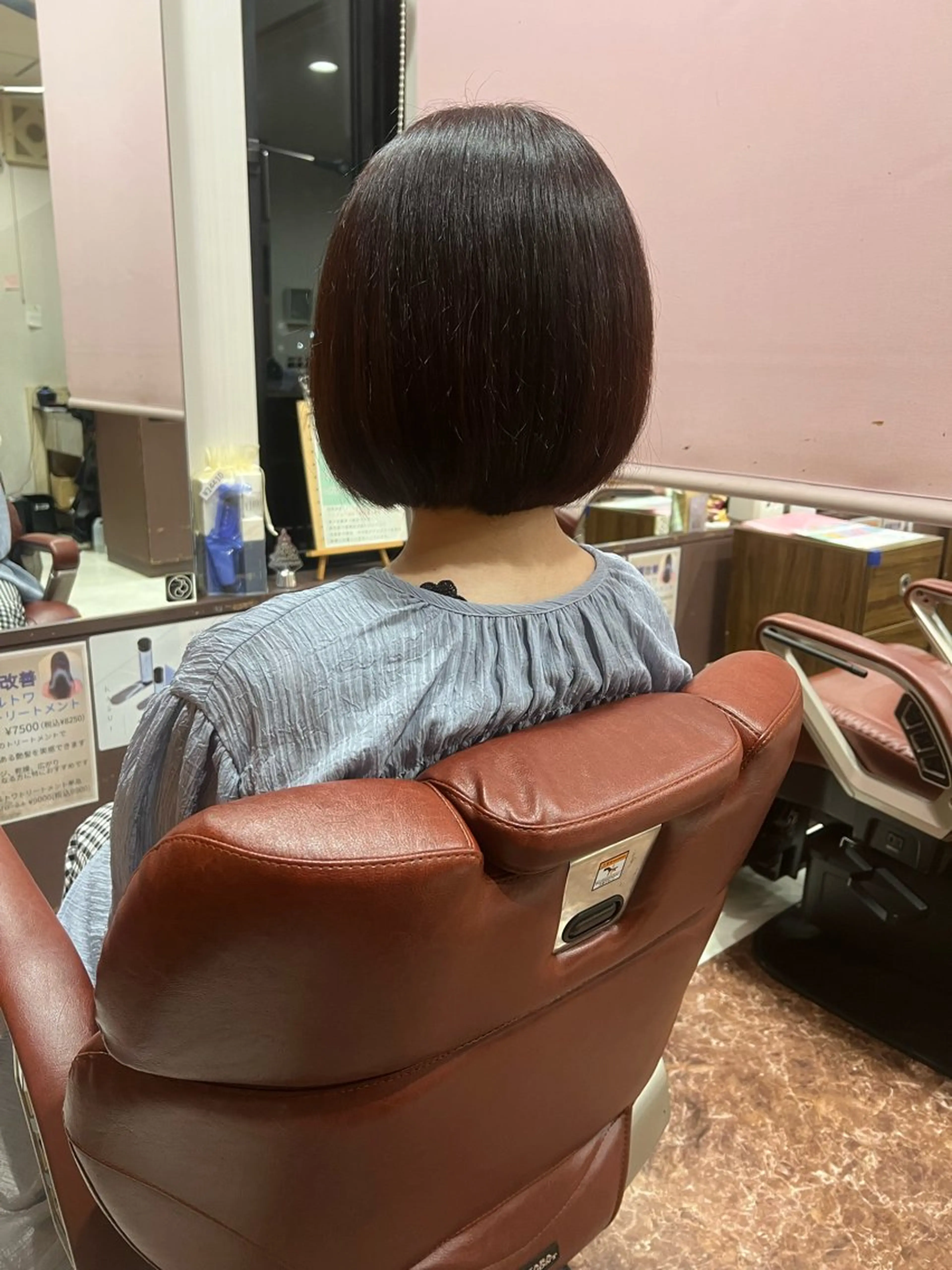 ショート カラー ボブ カット ヘアカラー トリートメント 藤田 竜成のヘアスタイル