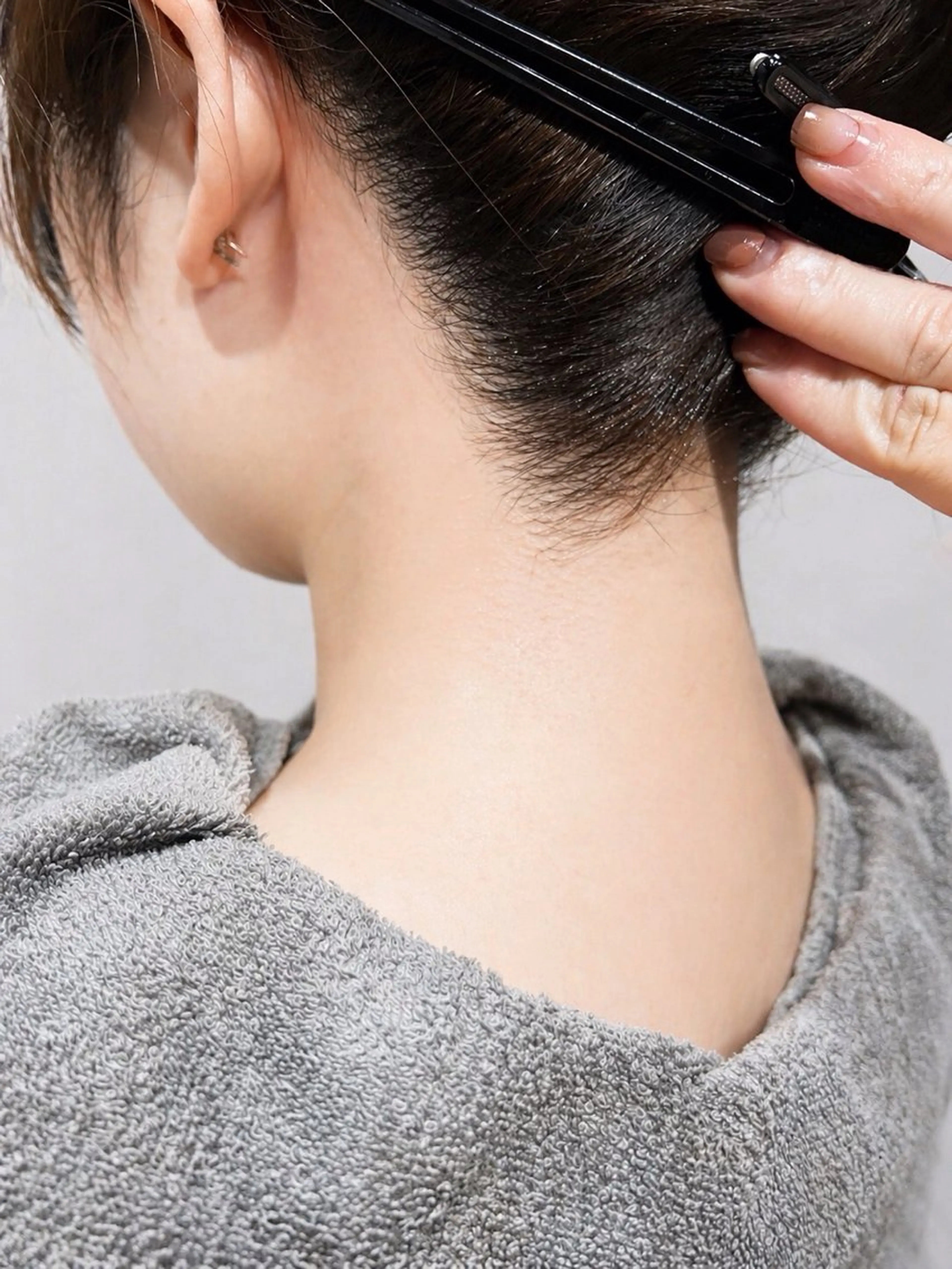 【襟足ワックス脱毛】うなじデザインケアの写真