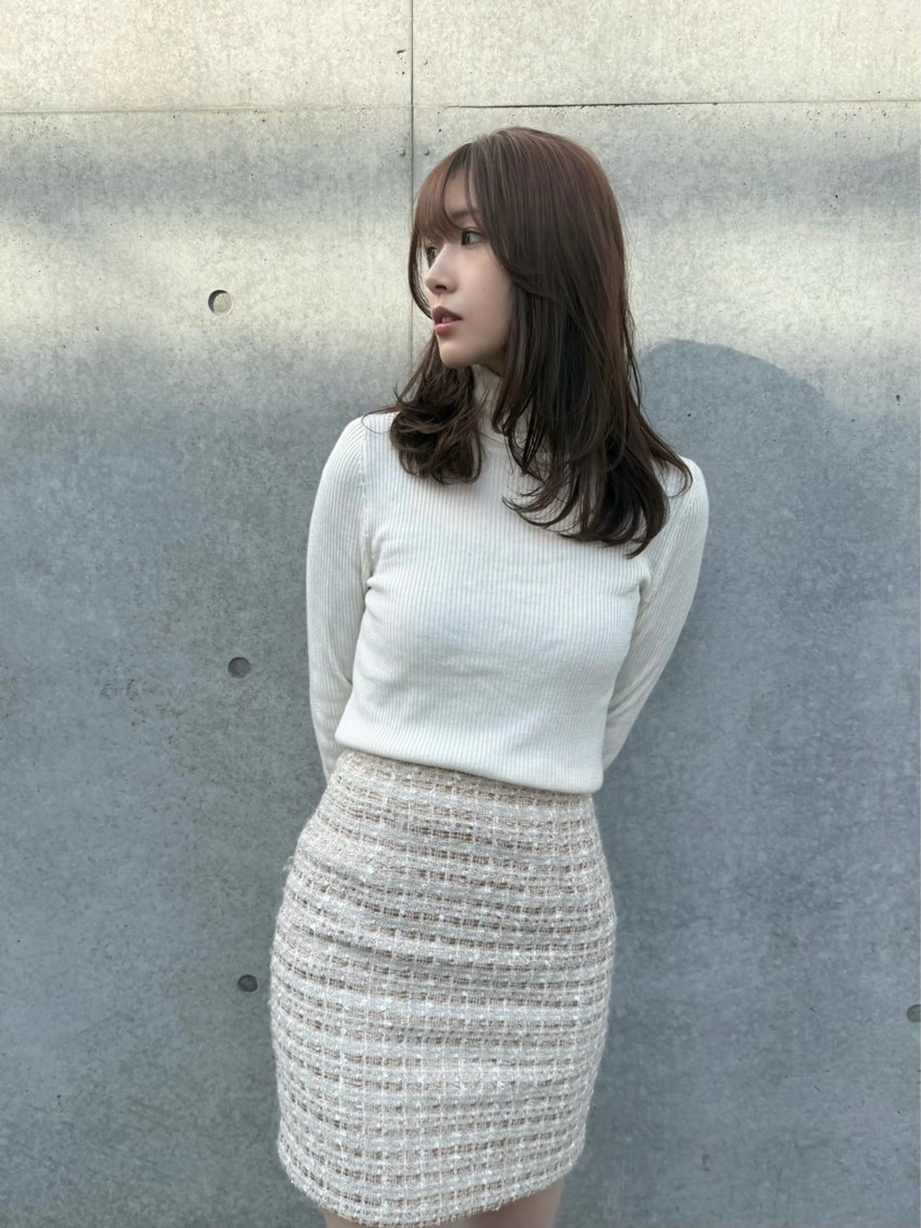 ロング カラー ロングレイヤー アッシュ ベージュカラー ブリーチ 透明感カラー カット ヘアカラー トリートメント 誰より丁寧なカット/ 小林輝/レイヤーのヘアスタイル