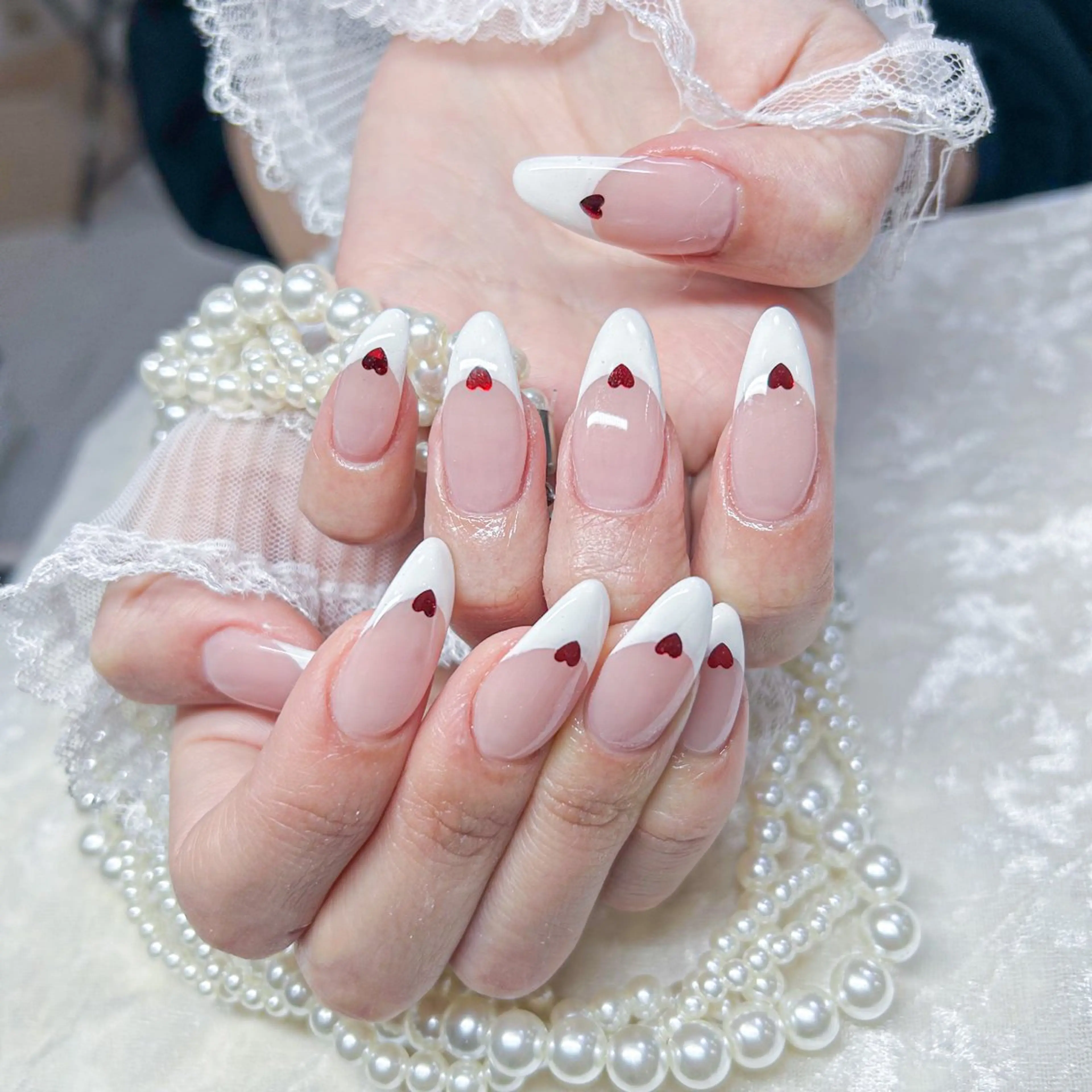 ネイル アートネイル 長さ出し フットネイル 韓国ネイル マグネットネイル ハンドネイル Minami 🍓のネイルデザイン